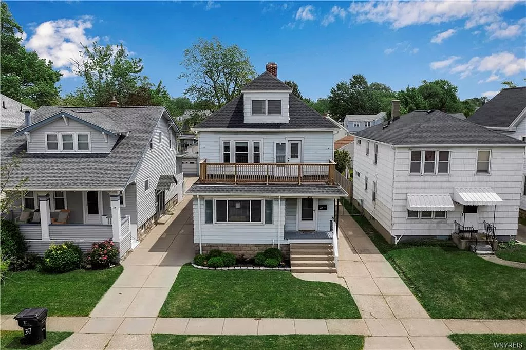 Private room in a beautiful and quite neighborhood Houses for Rent in