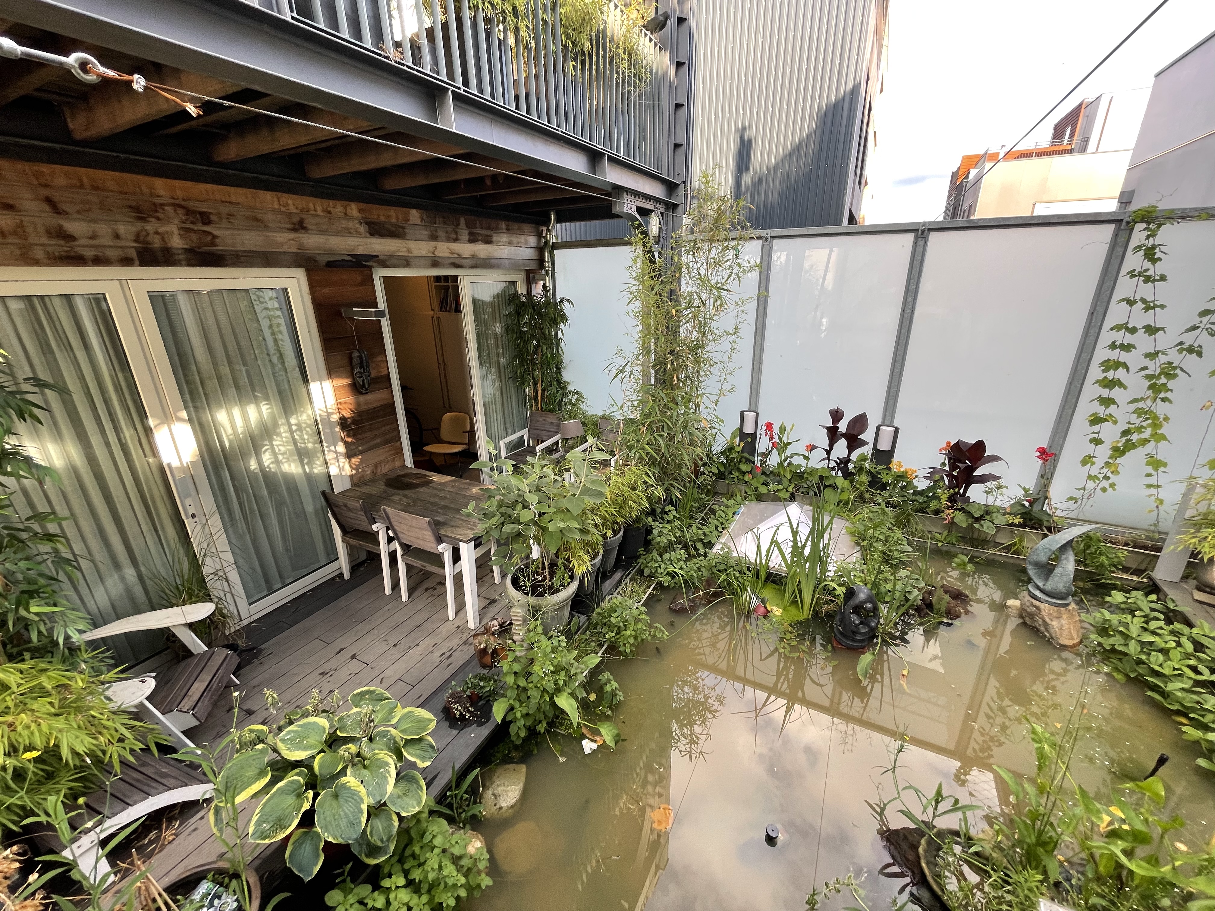 Palais Recup Circulair Studio — Amsterdam stay