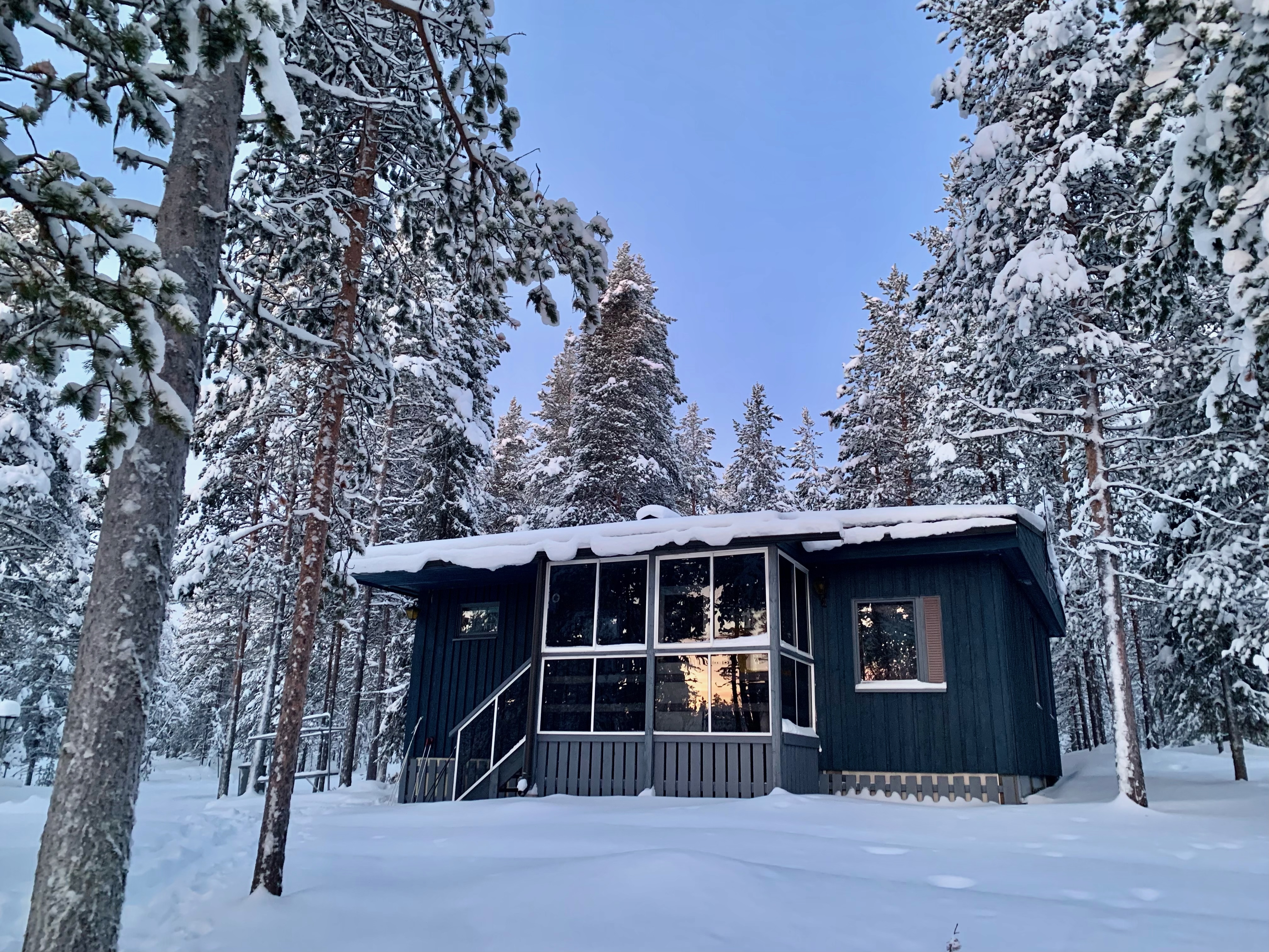 Kuukkeli, cosy cottage by  Luosujärvi lake