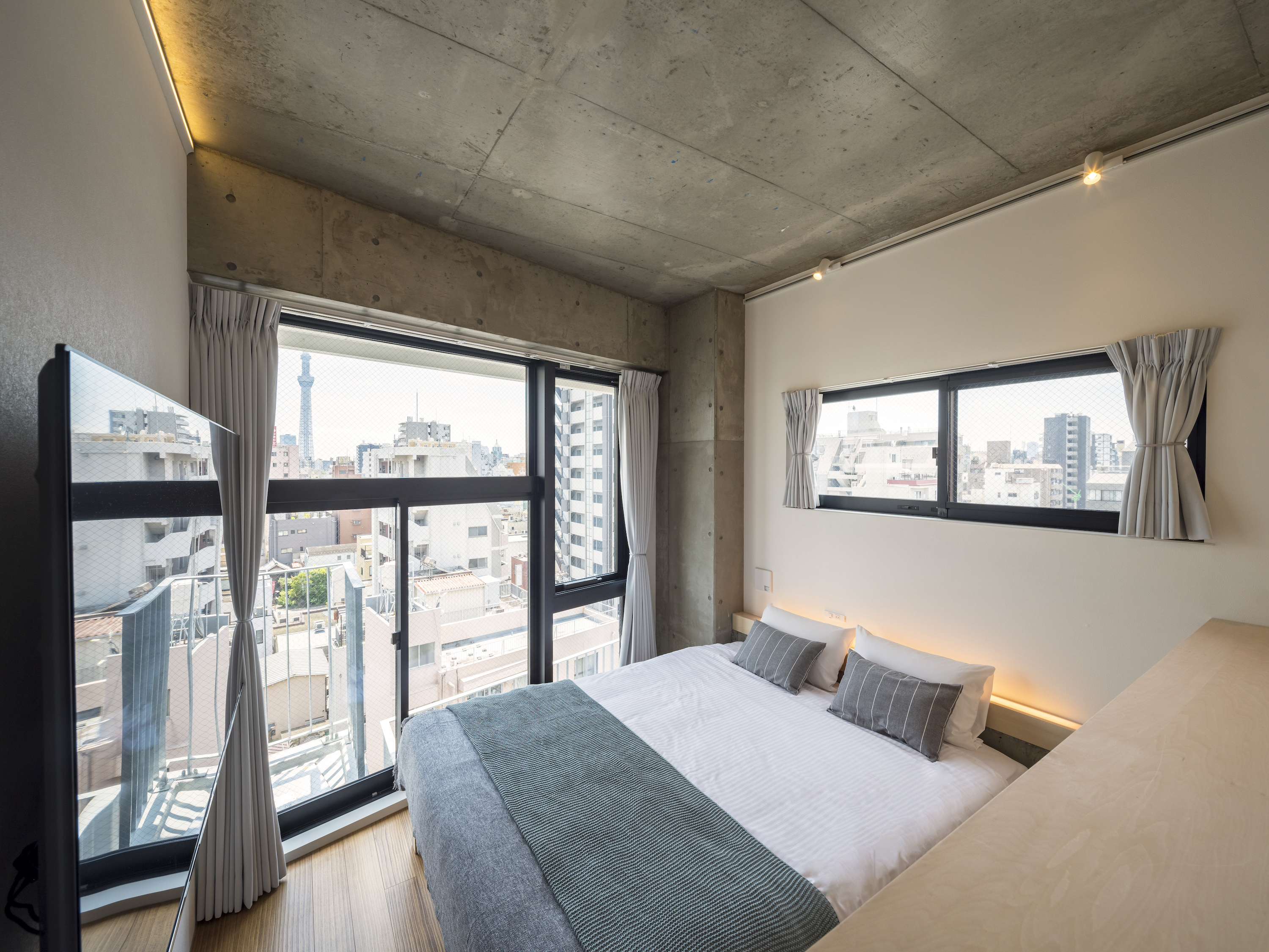 ○Asakusa/Ueno Area○○ Newly Built Designer Hotel○○ Queen