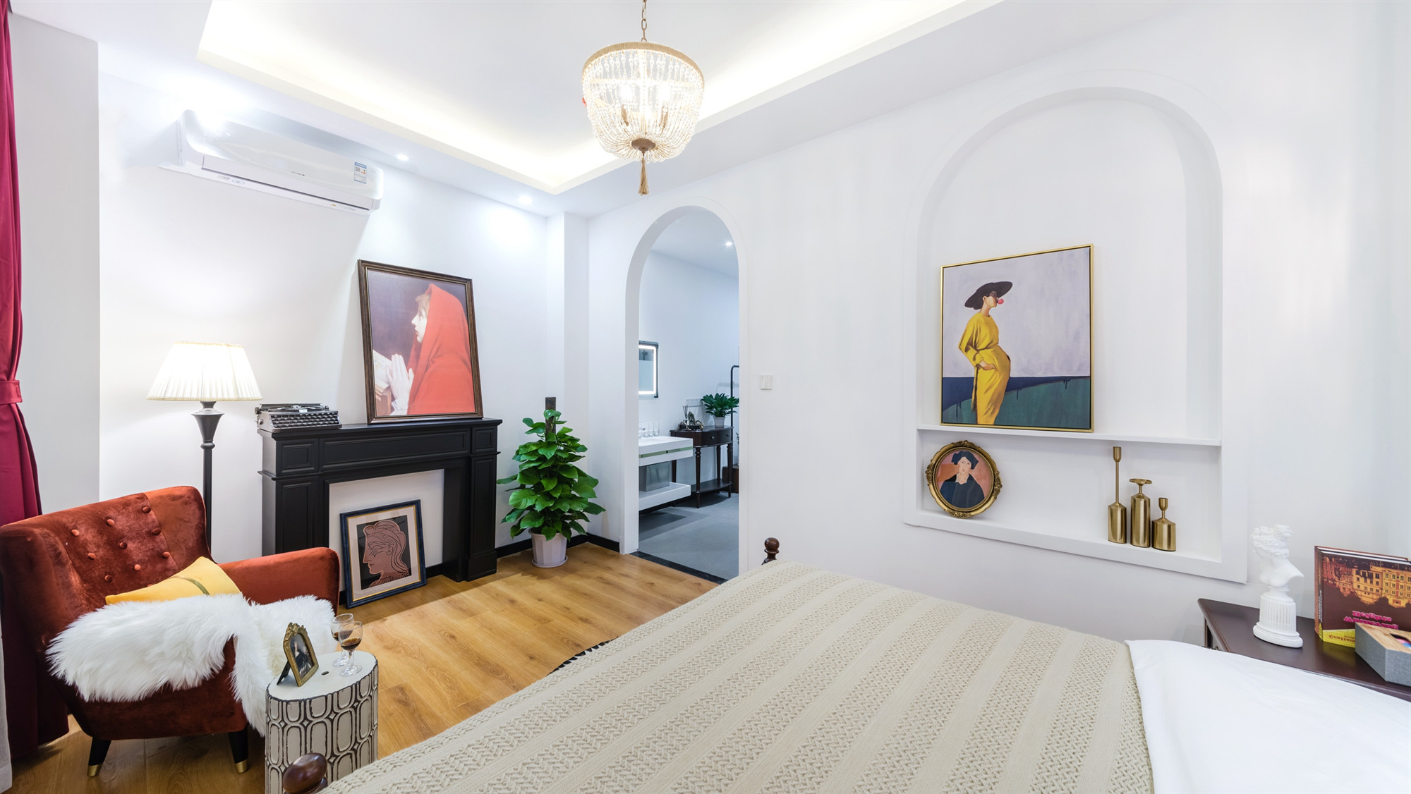 [Wine and Red Style Family Two Rooms] 30 Meter von der