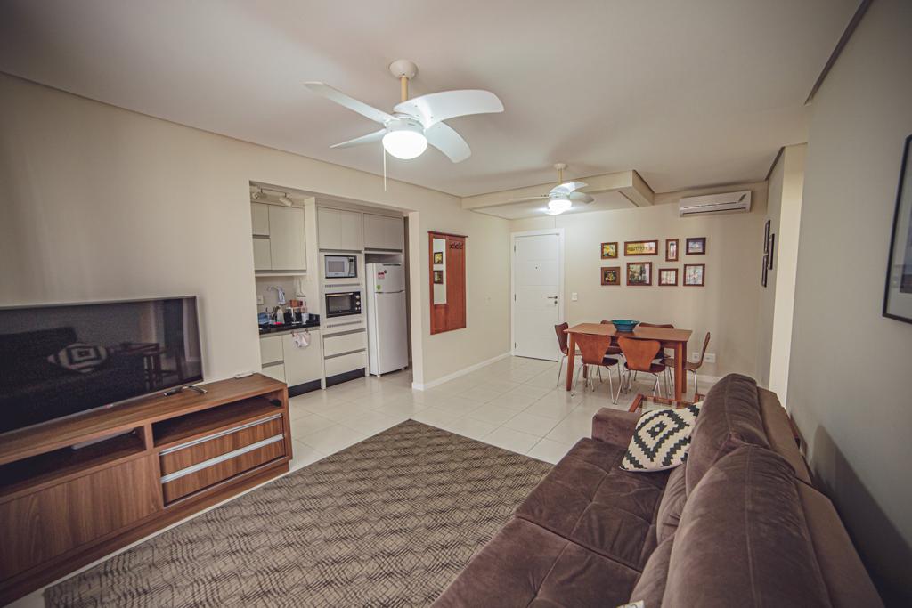 Ground floor apartment on beach street