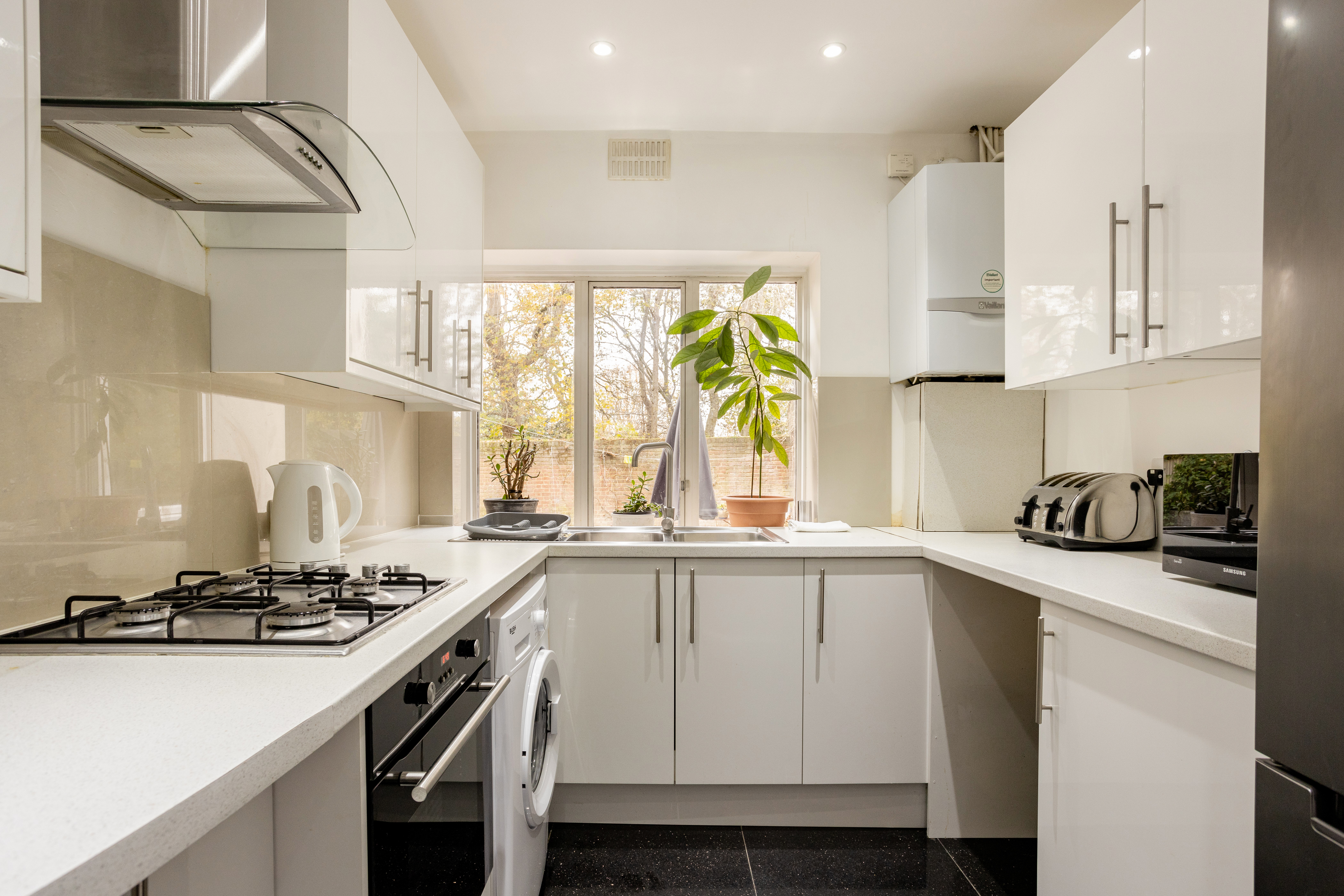 (Promotion) Half Price 1 Bed Flat By Richmond Park
