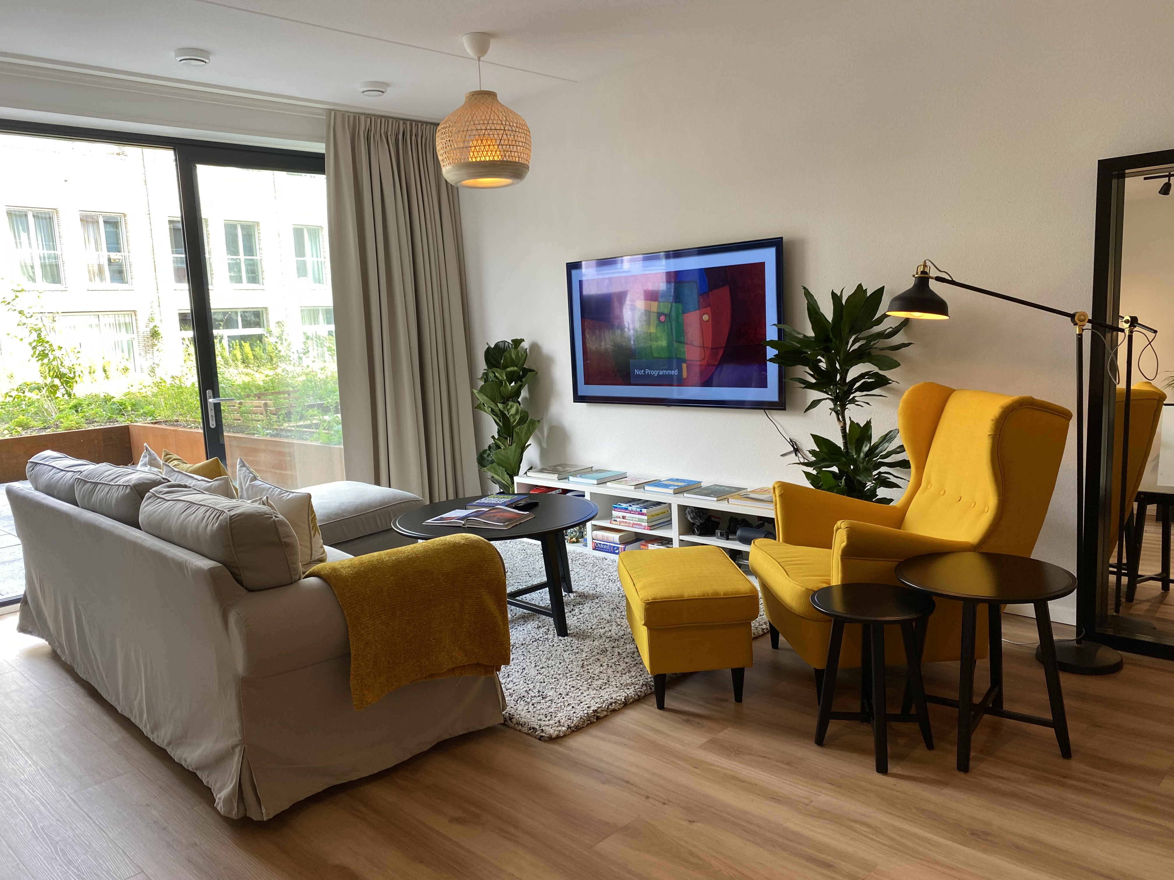 Modern and bright apartment to share with host — Amsterdam stay