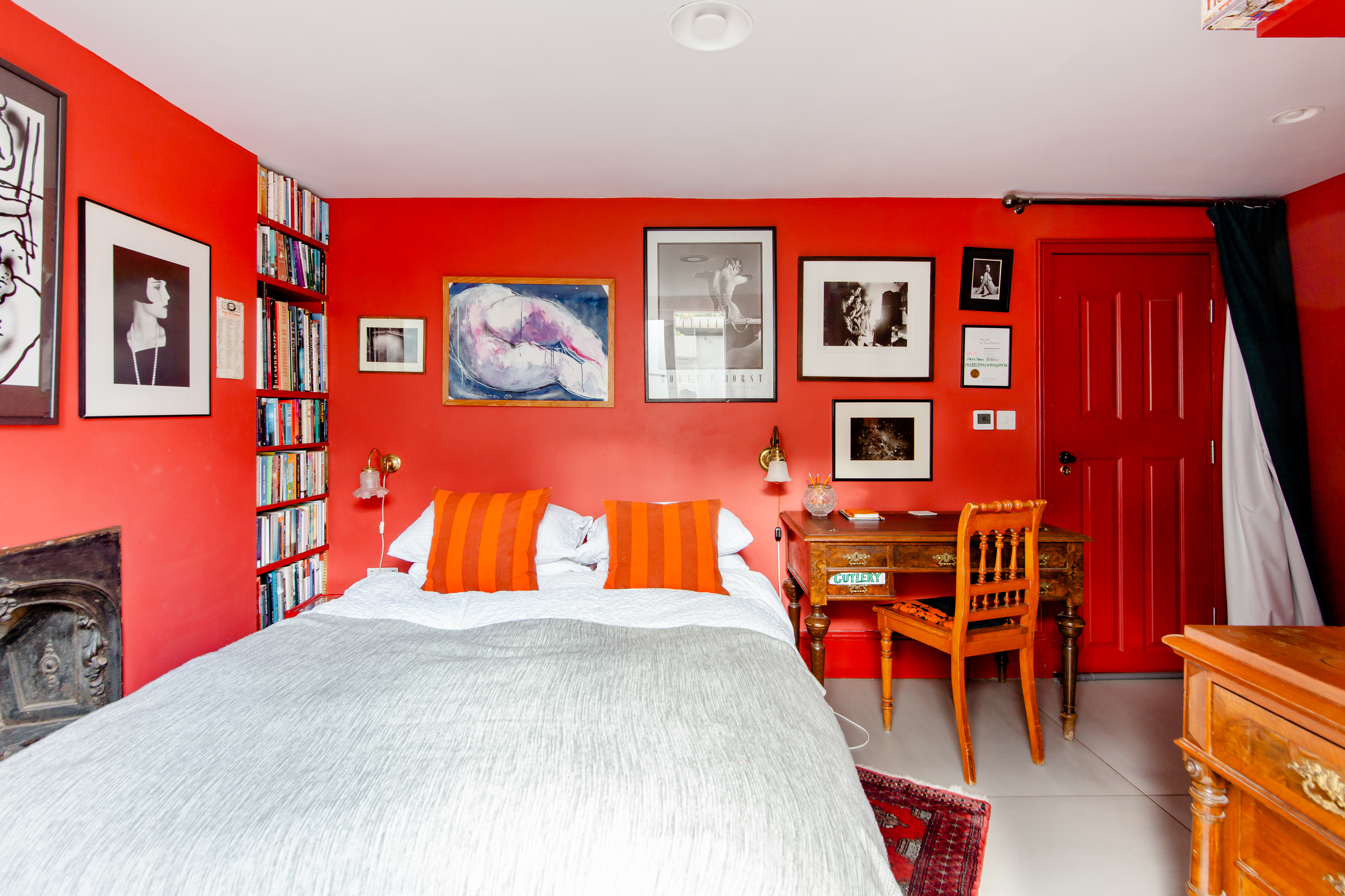 Small luxurious hideaway in trendy DeBeauvoir