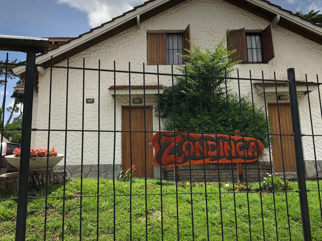 ZONDINGA - Duplex p/5 pers 2 blocks away from the beach