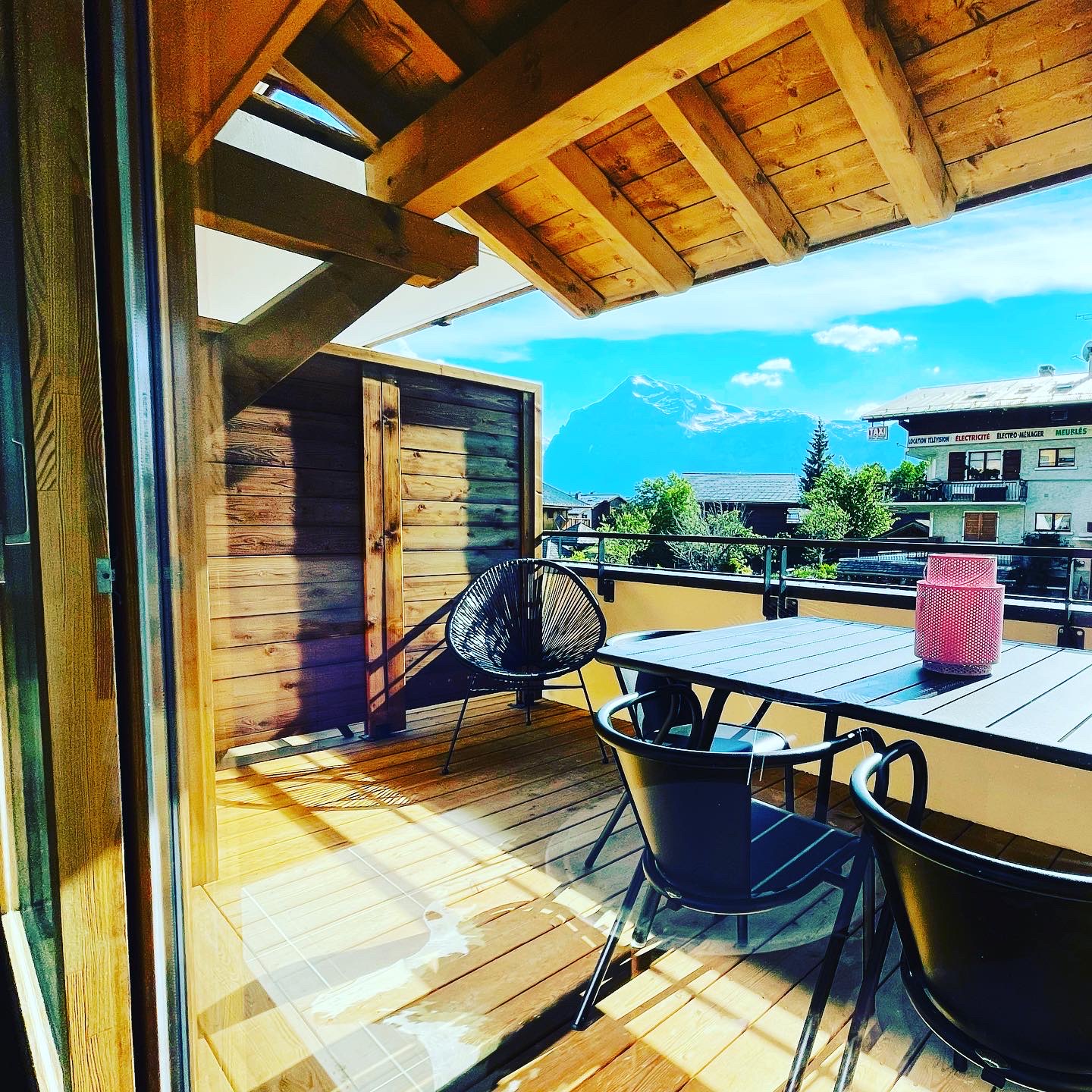 New duplex 6 people in the heart of the village of Les Carroz