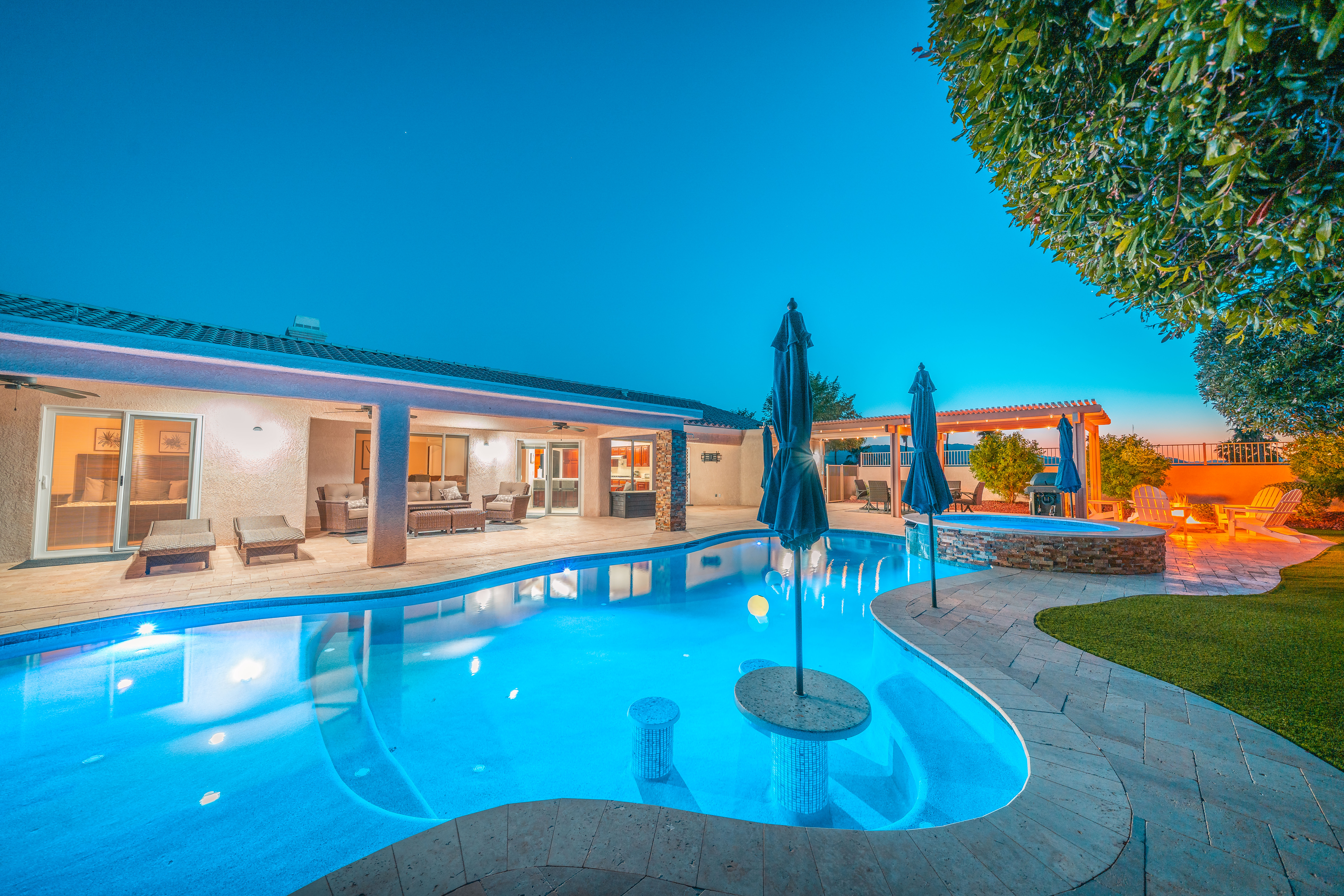 Grand Havasu Oasis with Free Heated Pool & Spa