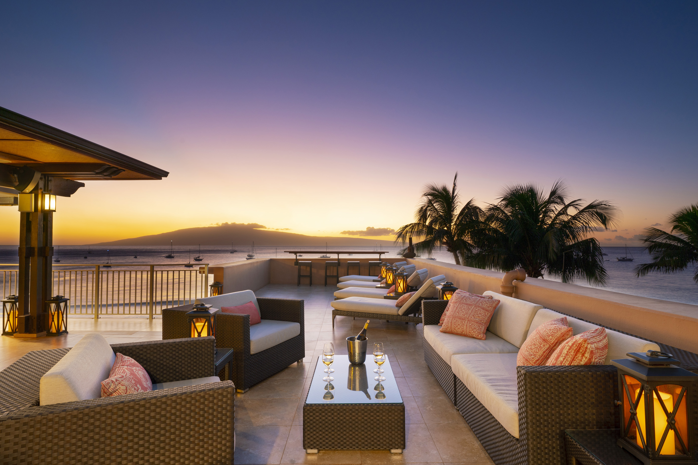 Oceanfront Rooftop Penthouse in Lahaina, Hawaii