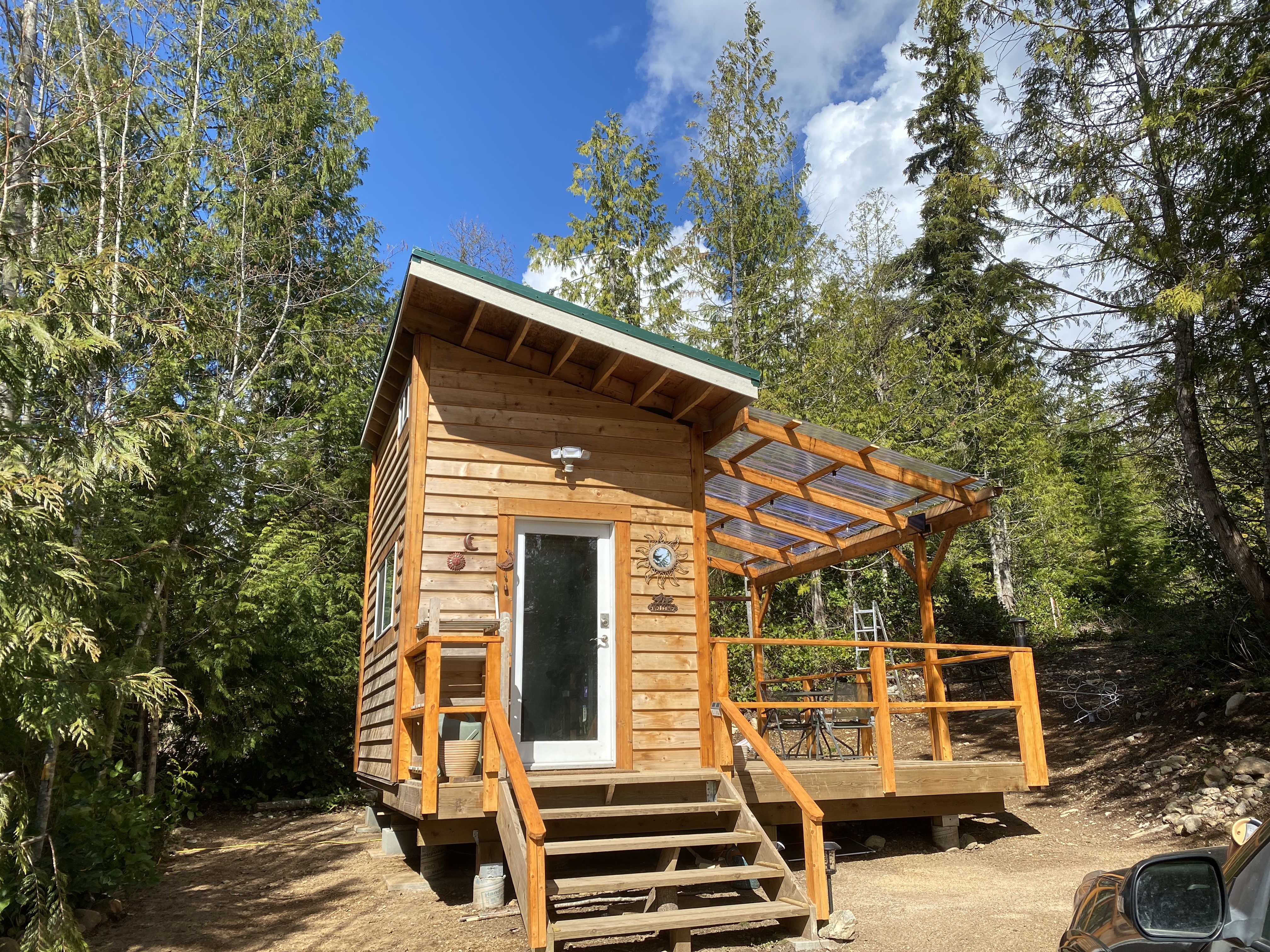 New Adorable Micro Cabin in Nature with Wood Stove