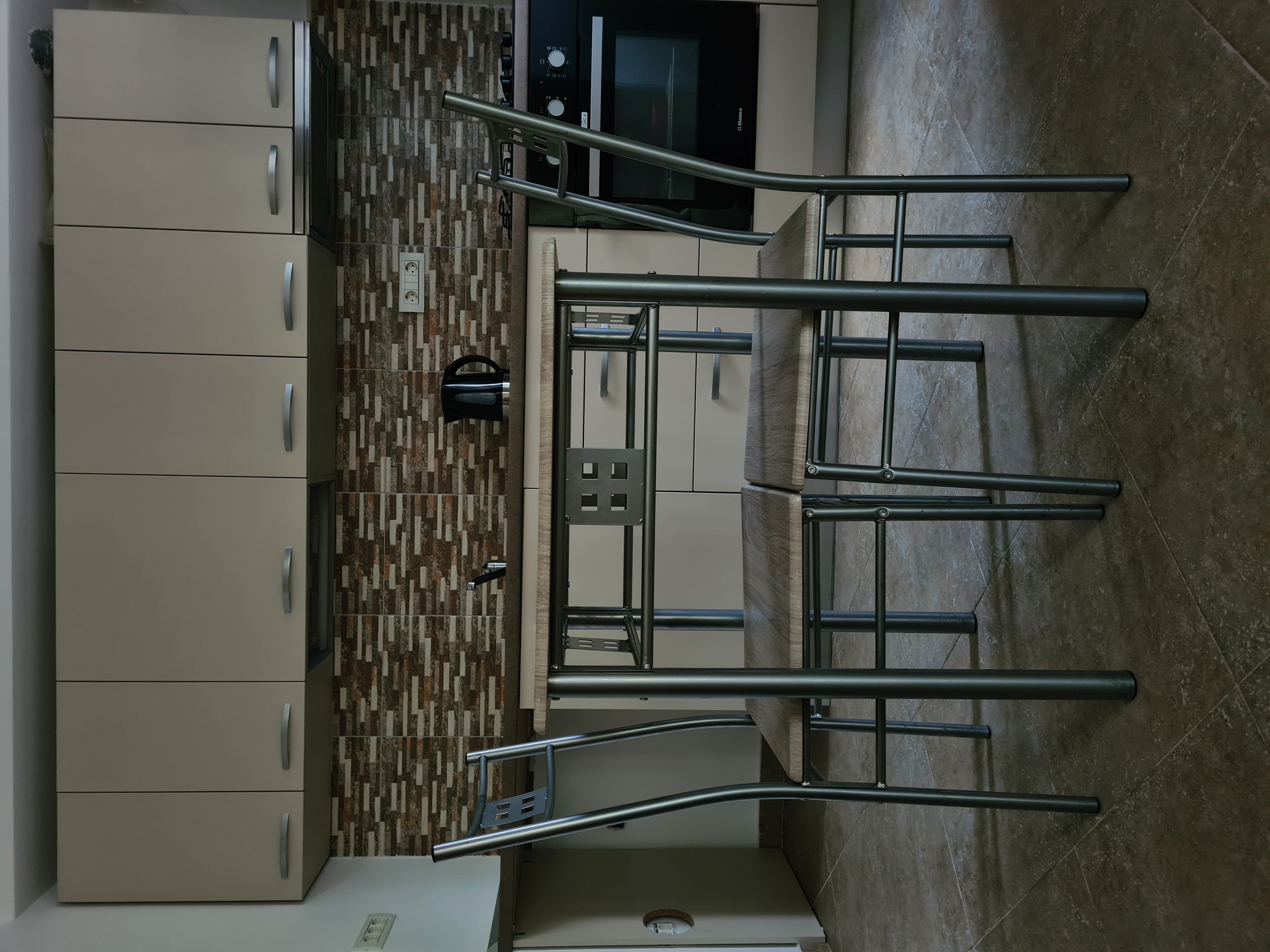Relaxing 2-room apartment/w. Netflix, free Parking