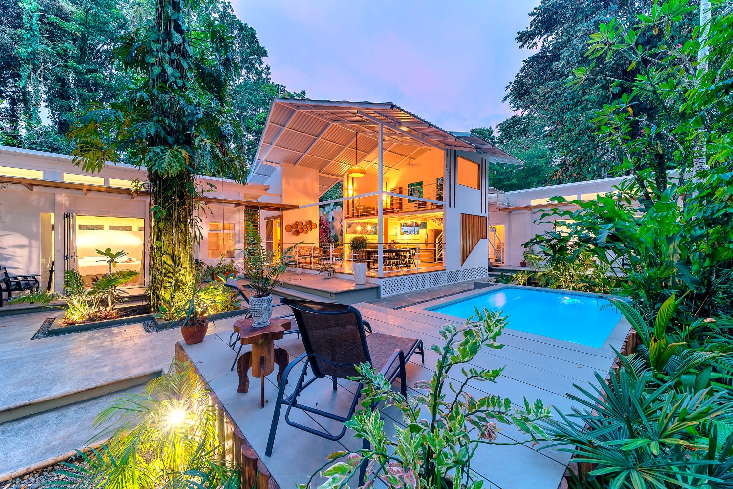 Casa Freya - Spacious new jungle villa, pool & AC