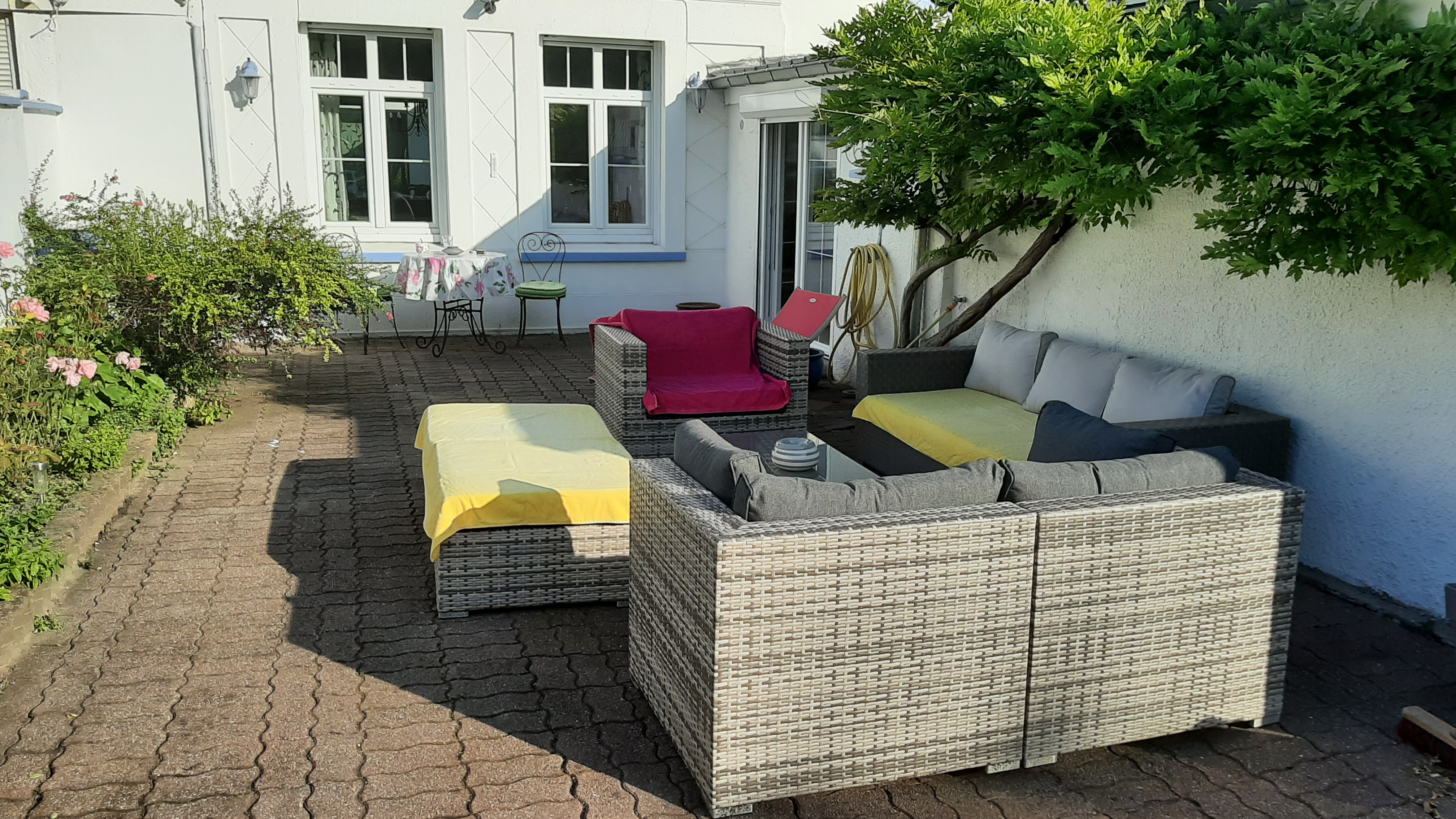 House full of charm  15 minutes walk from the beach
