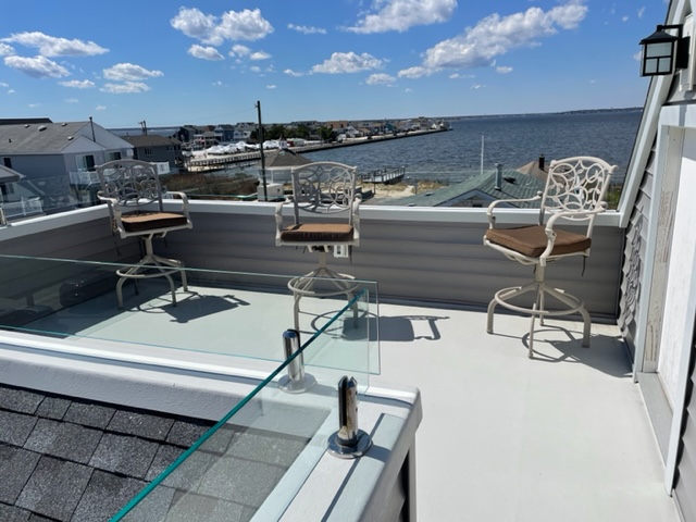 Lovely 2 bedroom apartment with beautiful views