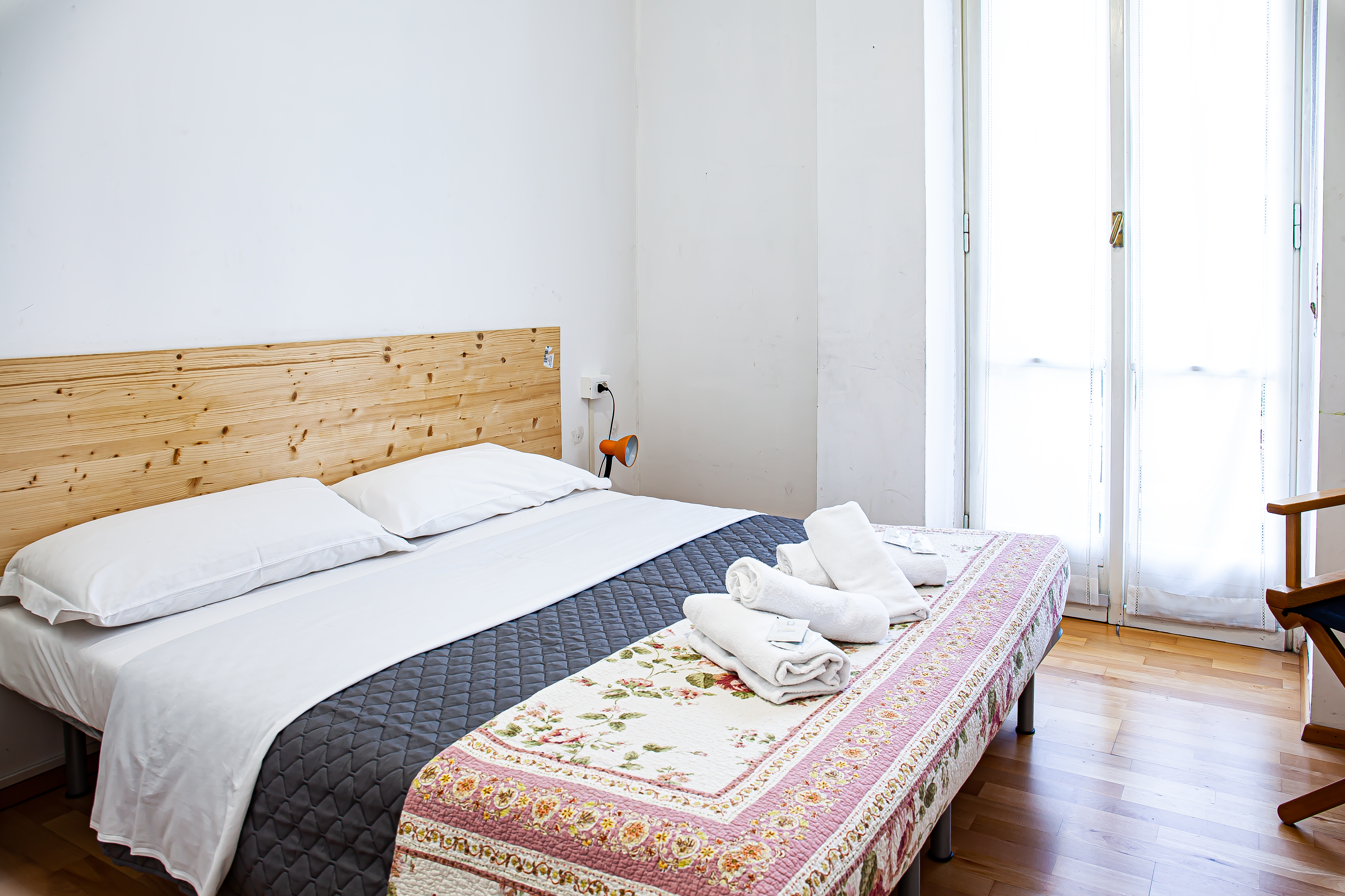Beautiful room in the center of Milan