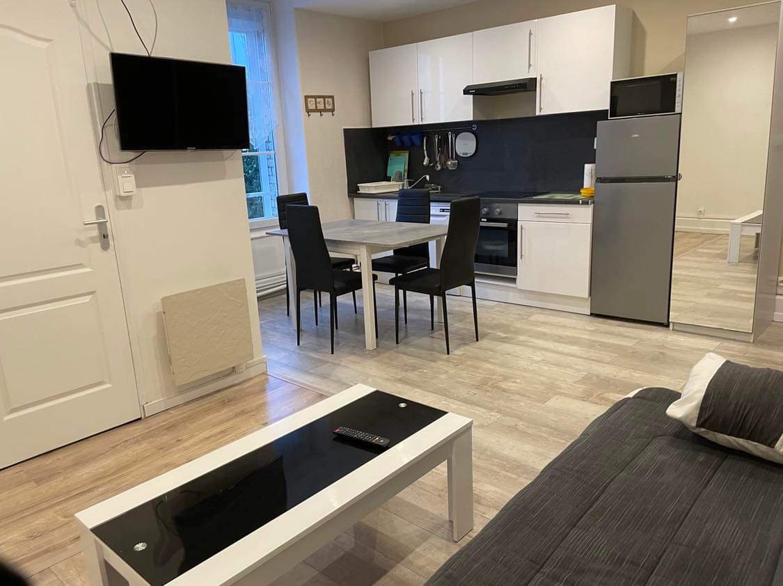 Furnished apartment 45 m2, quiet and bright