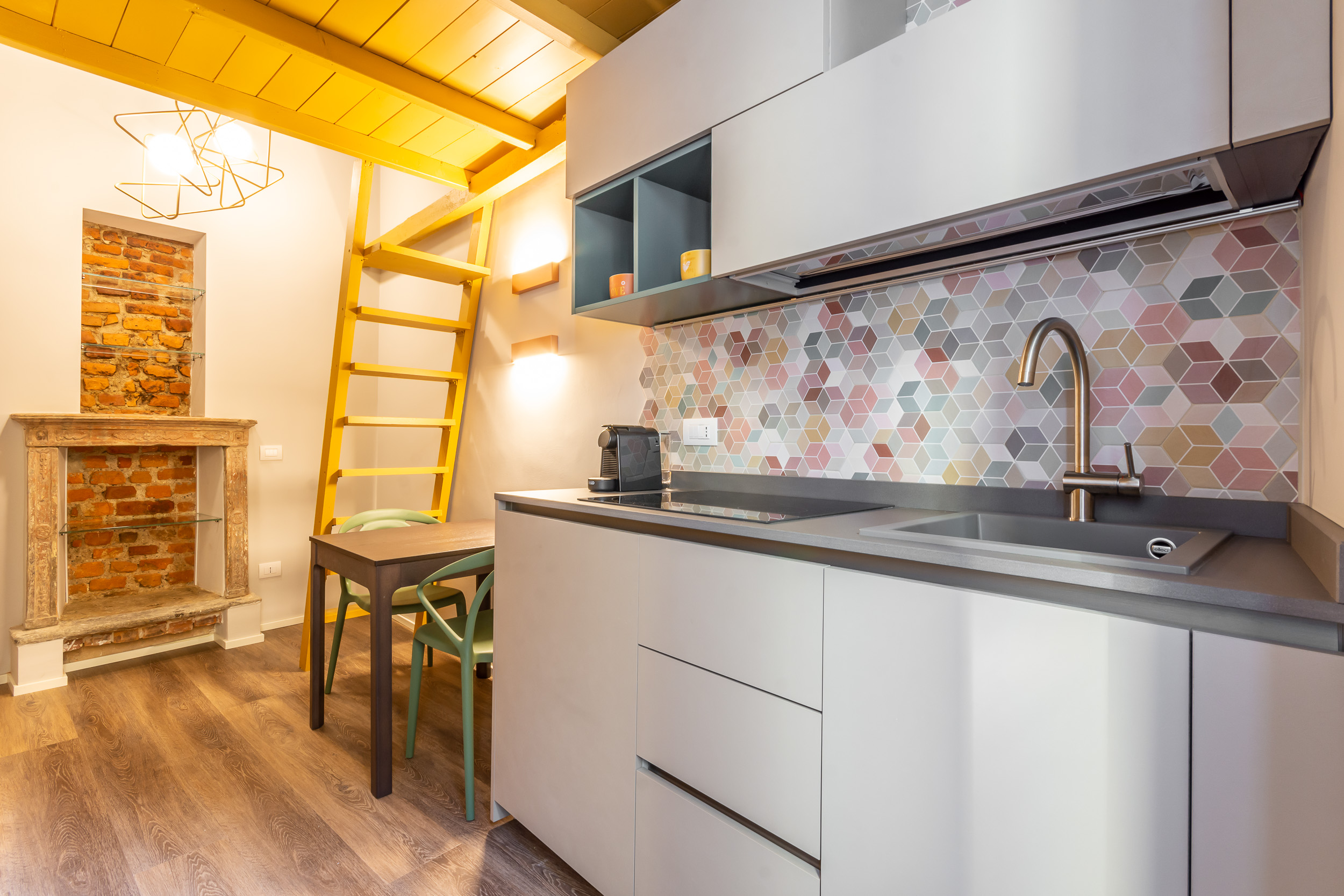 Sara's Place - Casa Olfinia [Navigli - Duomo - M2]