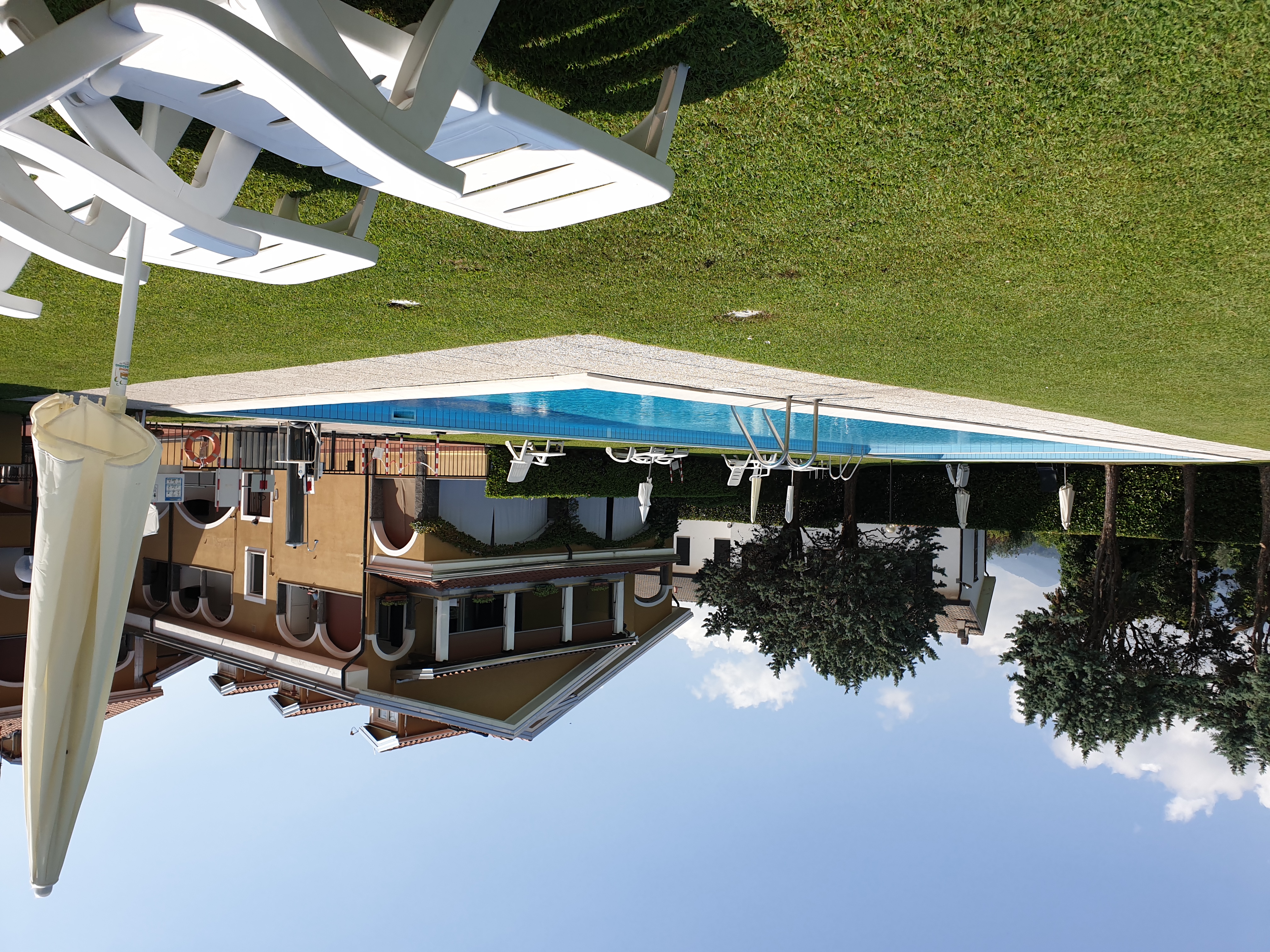 Apartment with Lake view