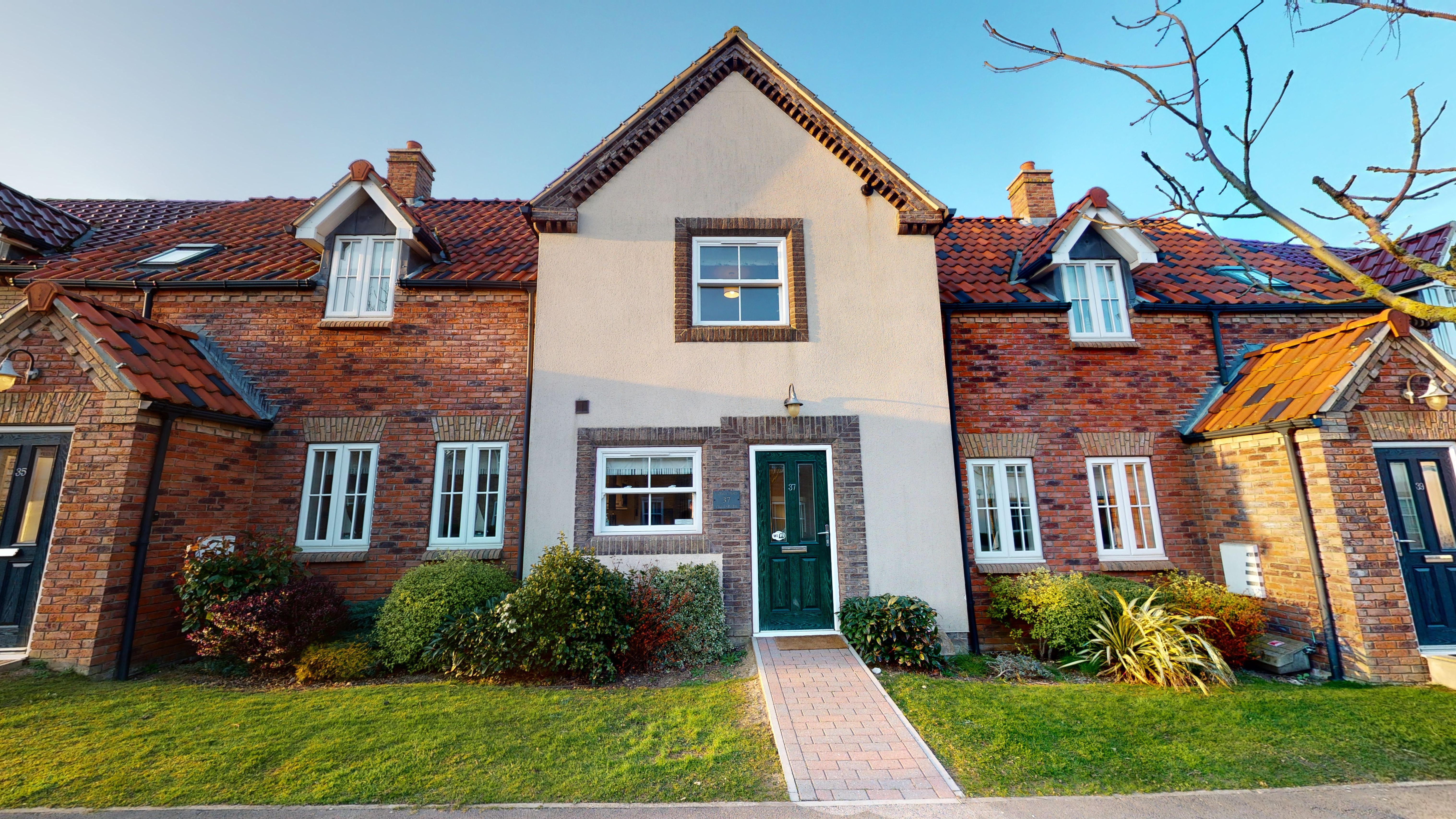 Family Tides at The Bay, sleeps 5-6 in 2 bedrooms
