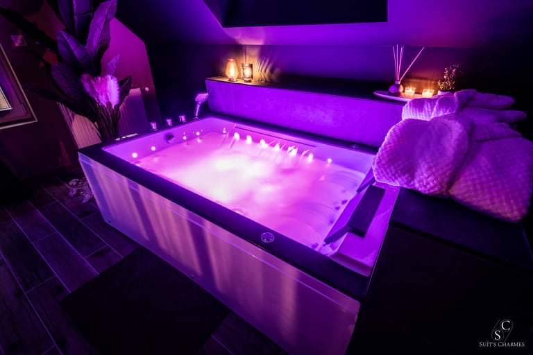 Suit’s Charmes Loft Spa Sauna King Size