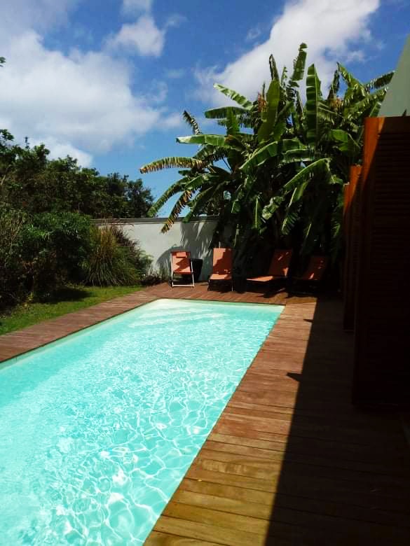 Pleasant villa with pool in Les Avirons