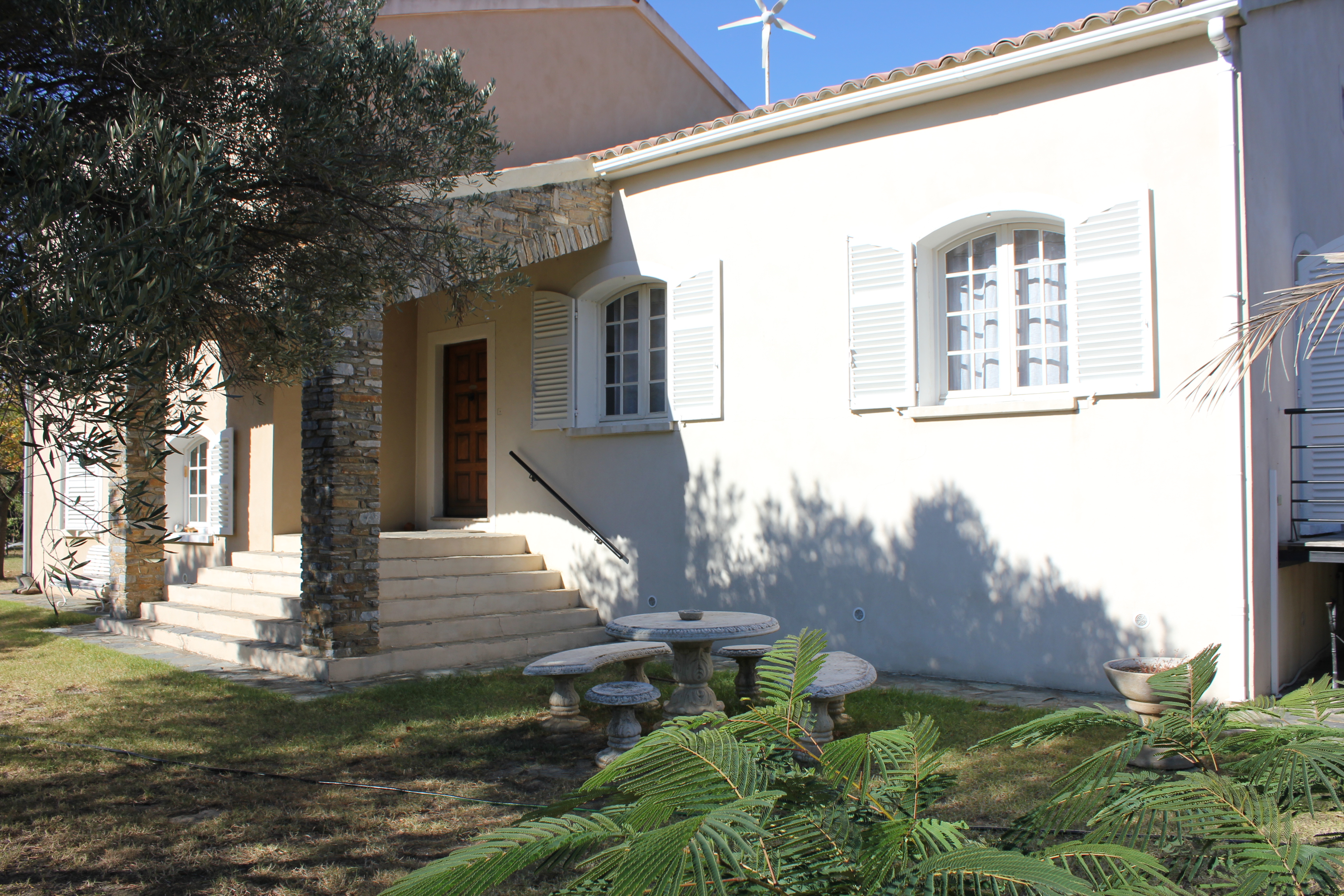 House close to St-Florent