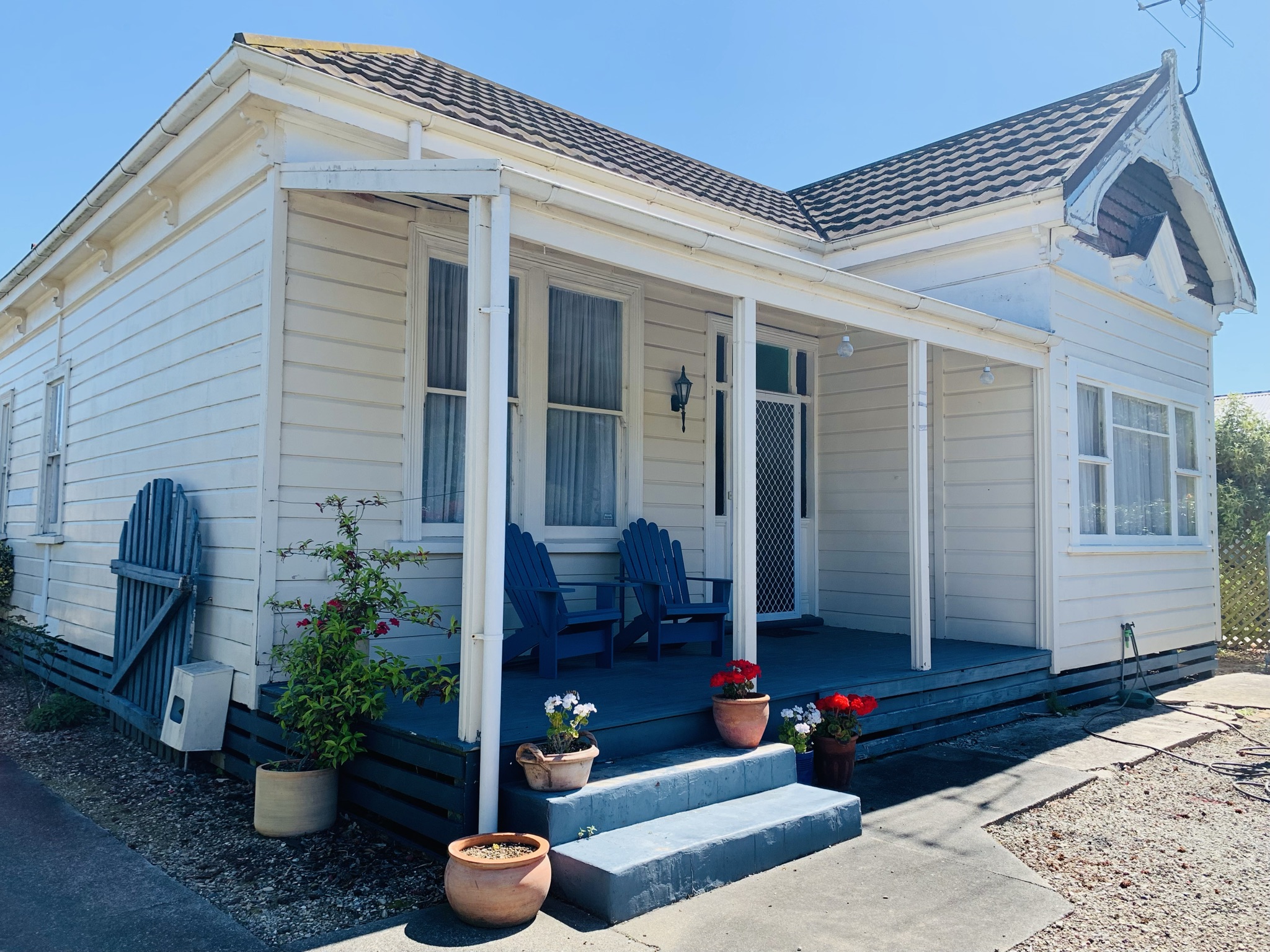 Cheerful 3-Bedroom family friendly home.