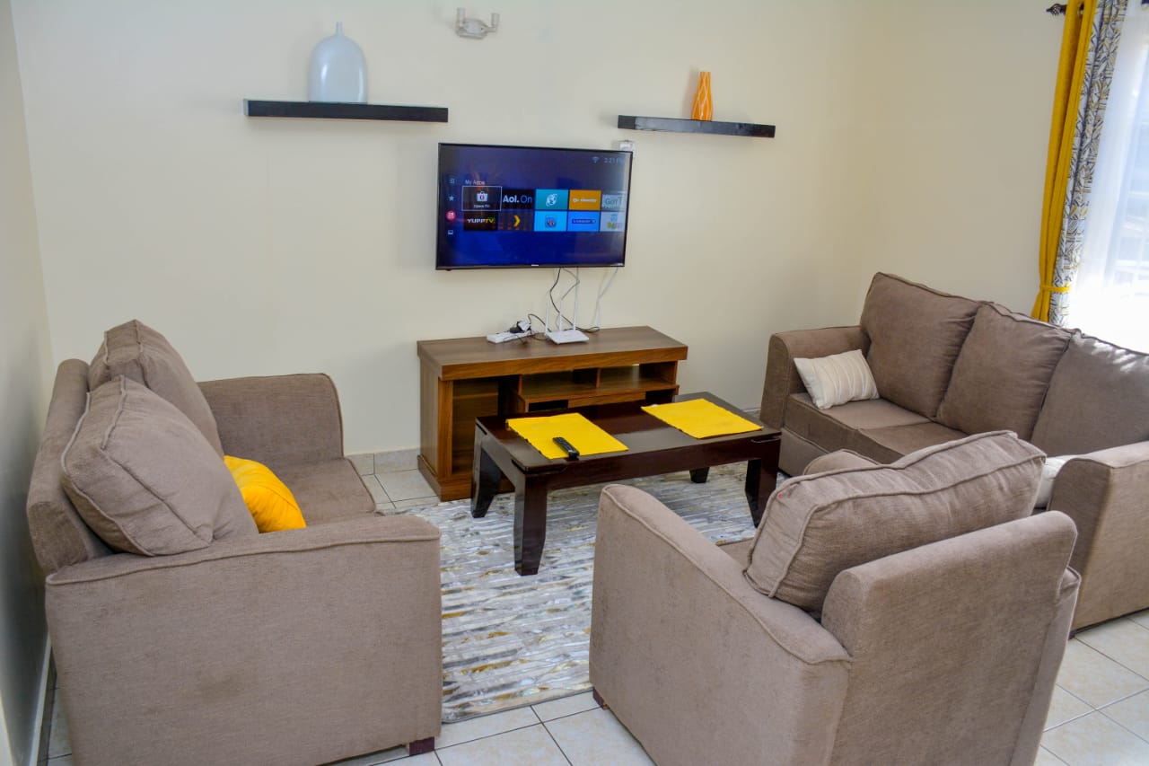 Cosy 3-bedroom(ensuite) 2minutes walk to Rupa Mall