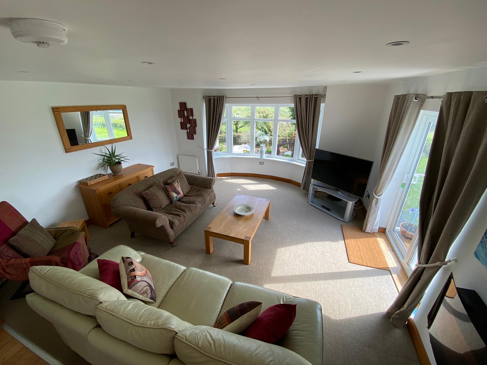 Spacious 2 Bed Apartment, Cornish Country Views Apartments for Rent in Sithney, England