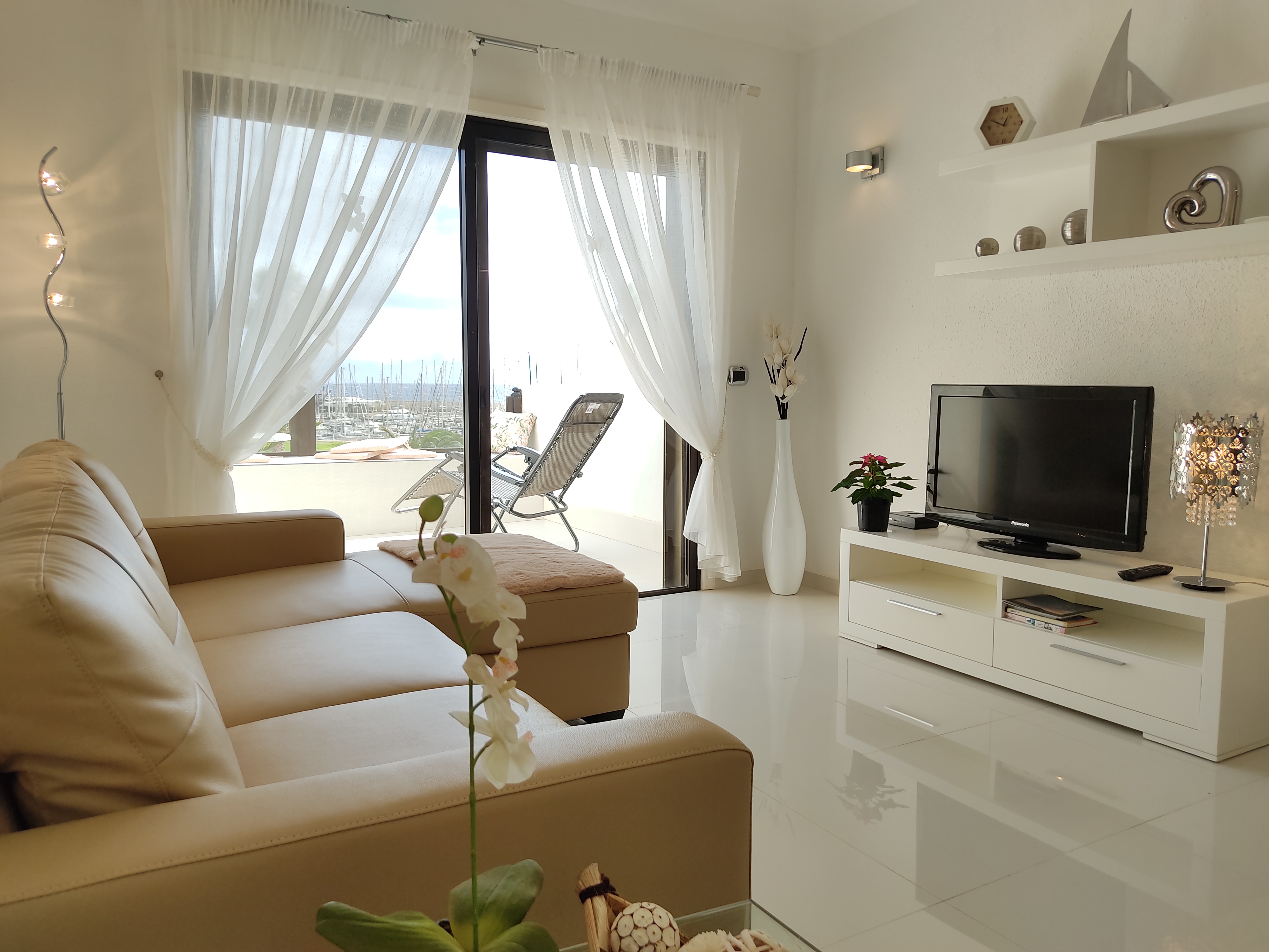 One bedroom two balcony apartment sea & golf view