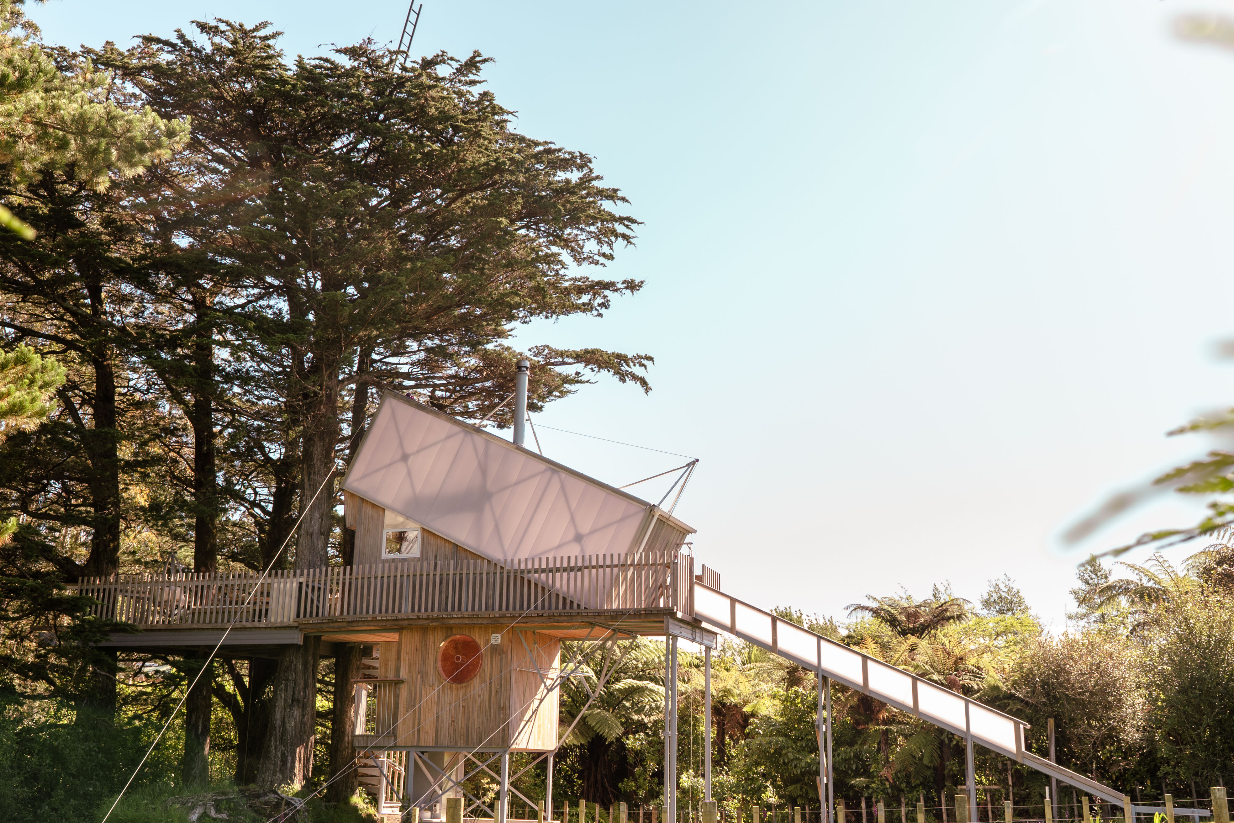 The Treehouse: Off-grid Retreat - Treehouses for Rent in Korito ...