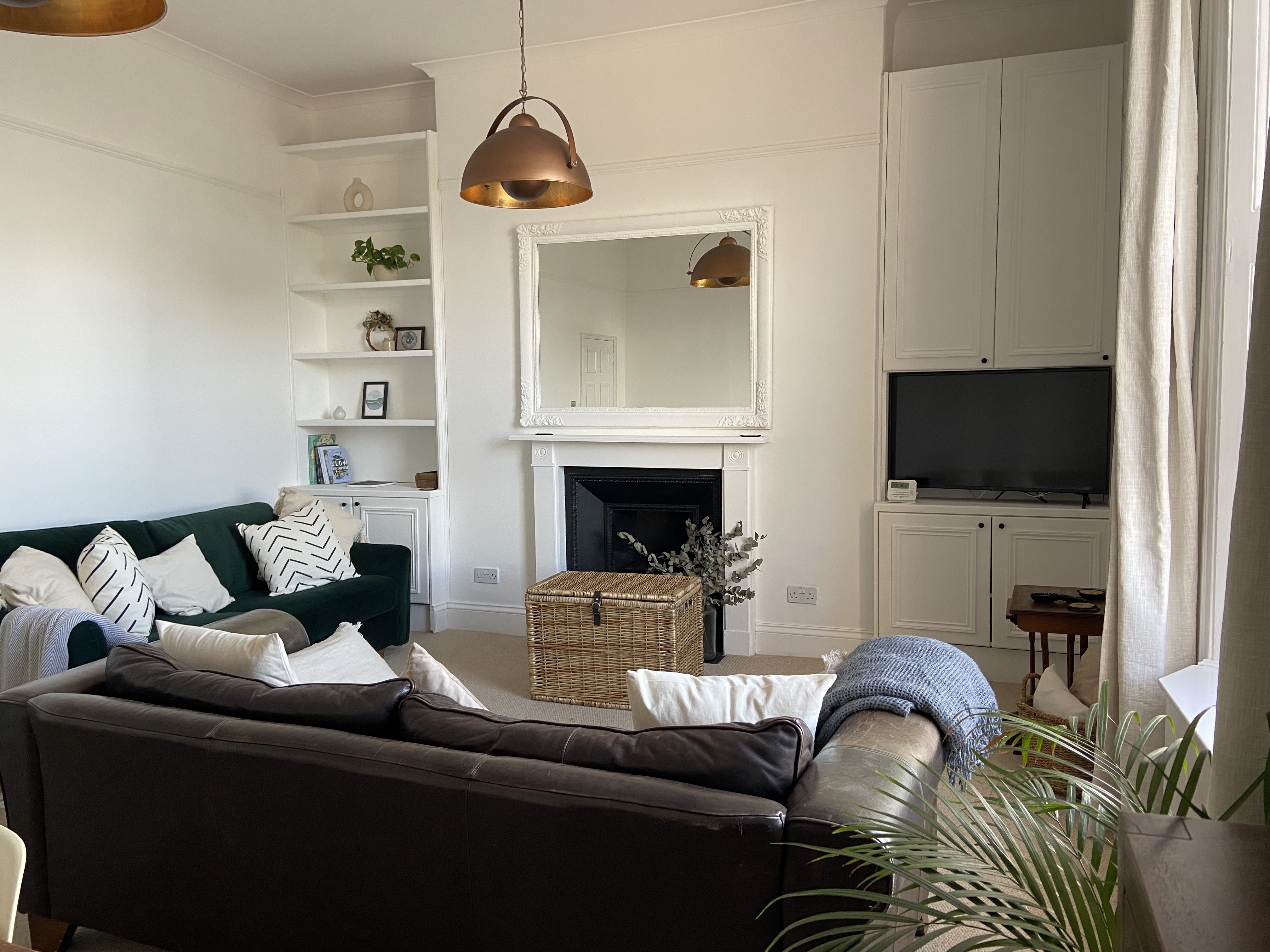 Elegant Sea View Apartment by Royal William Yard