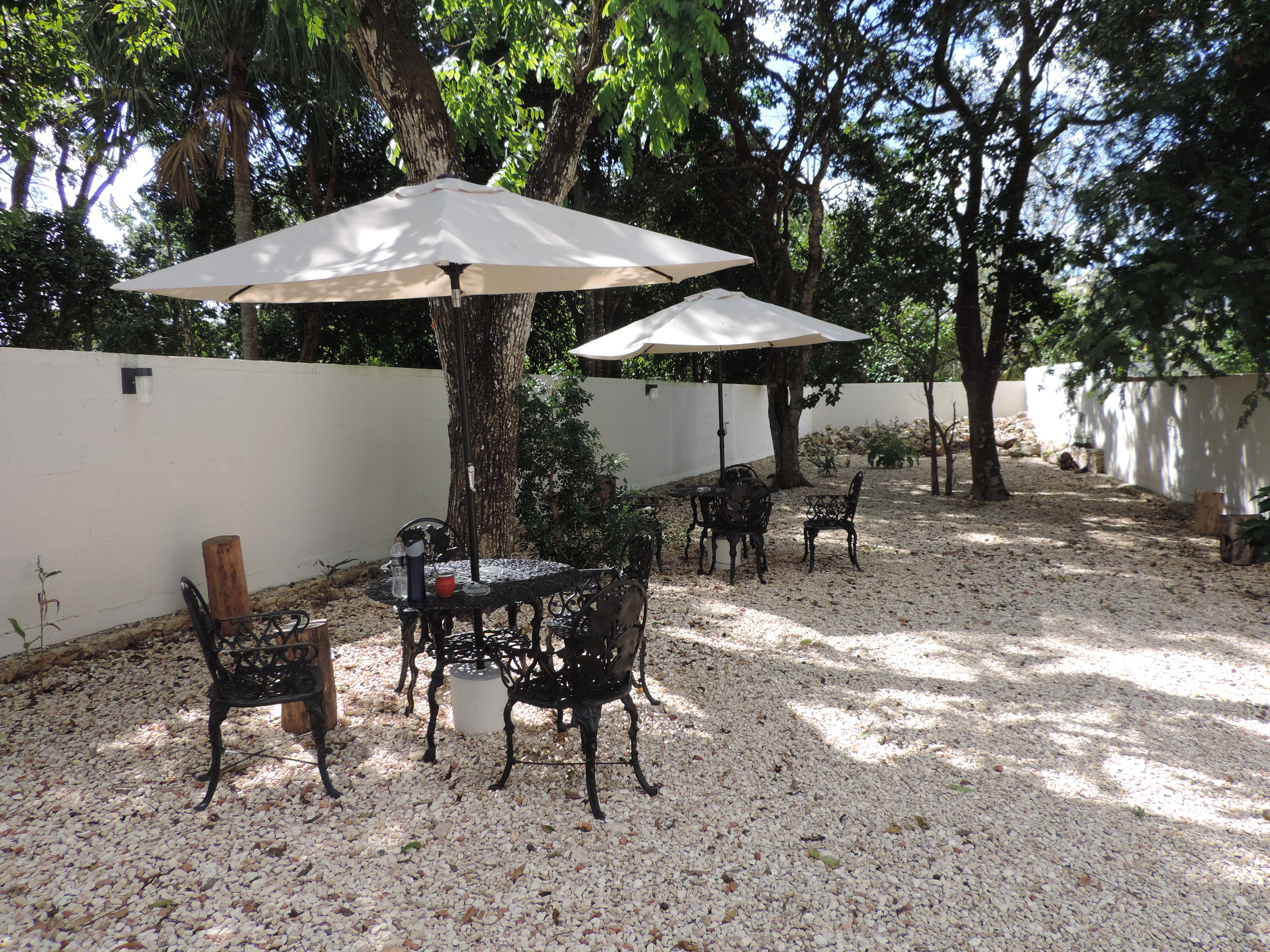 Apt 1 Los Cedros: central, new and comfortable.