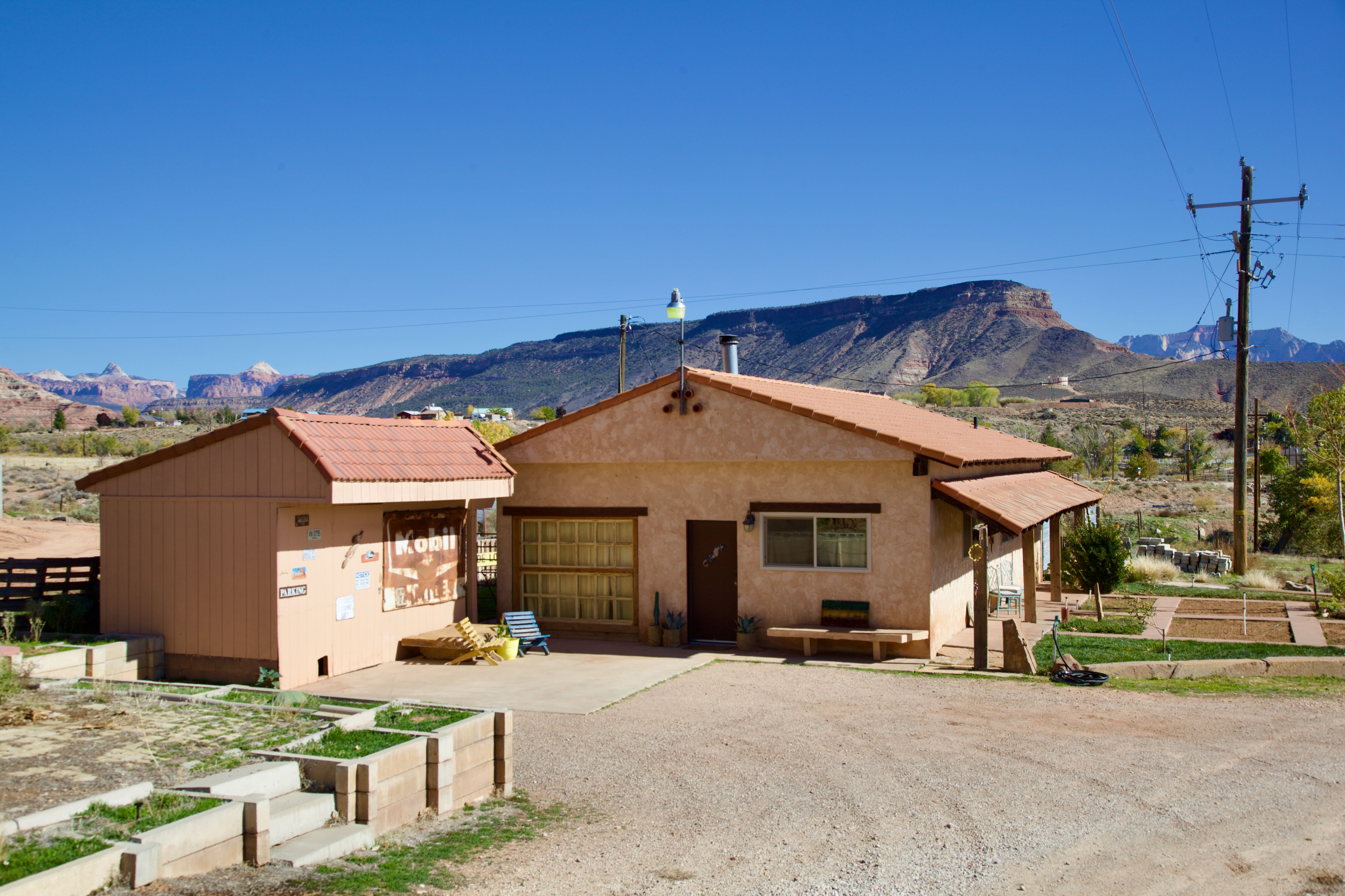 Desert Casita - Near Zion - pet friendly - wi-fi