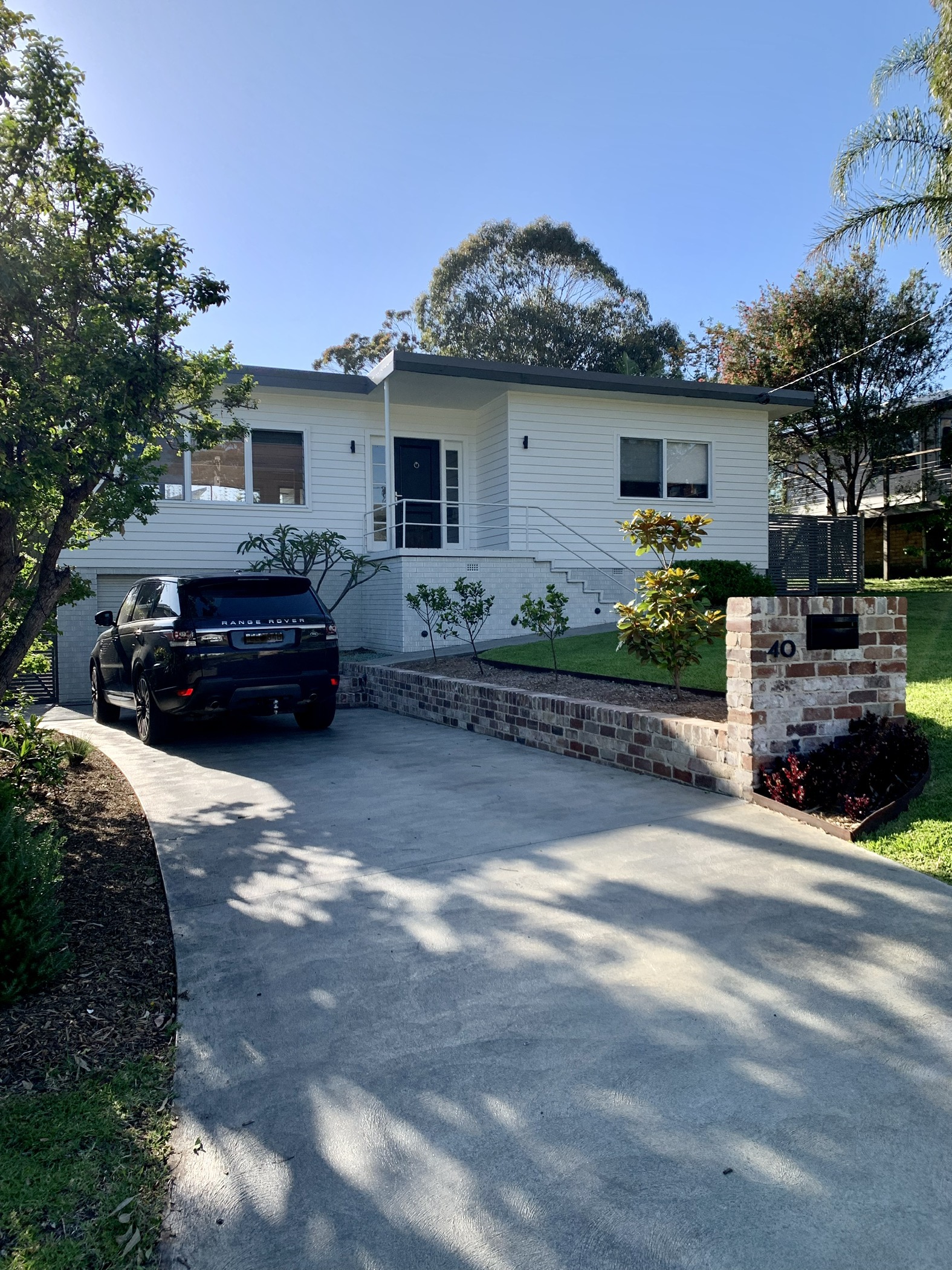 Magic Mollymook Escape Houses for Rent in Mollymook Beach, New South