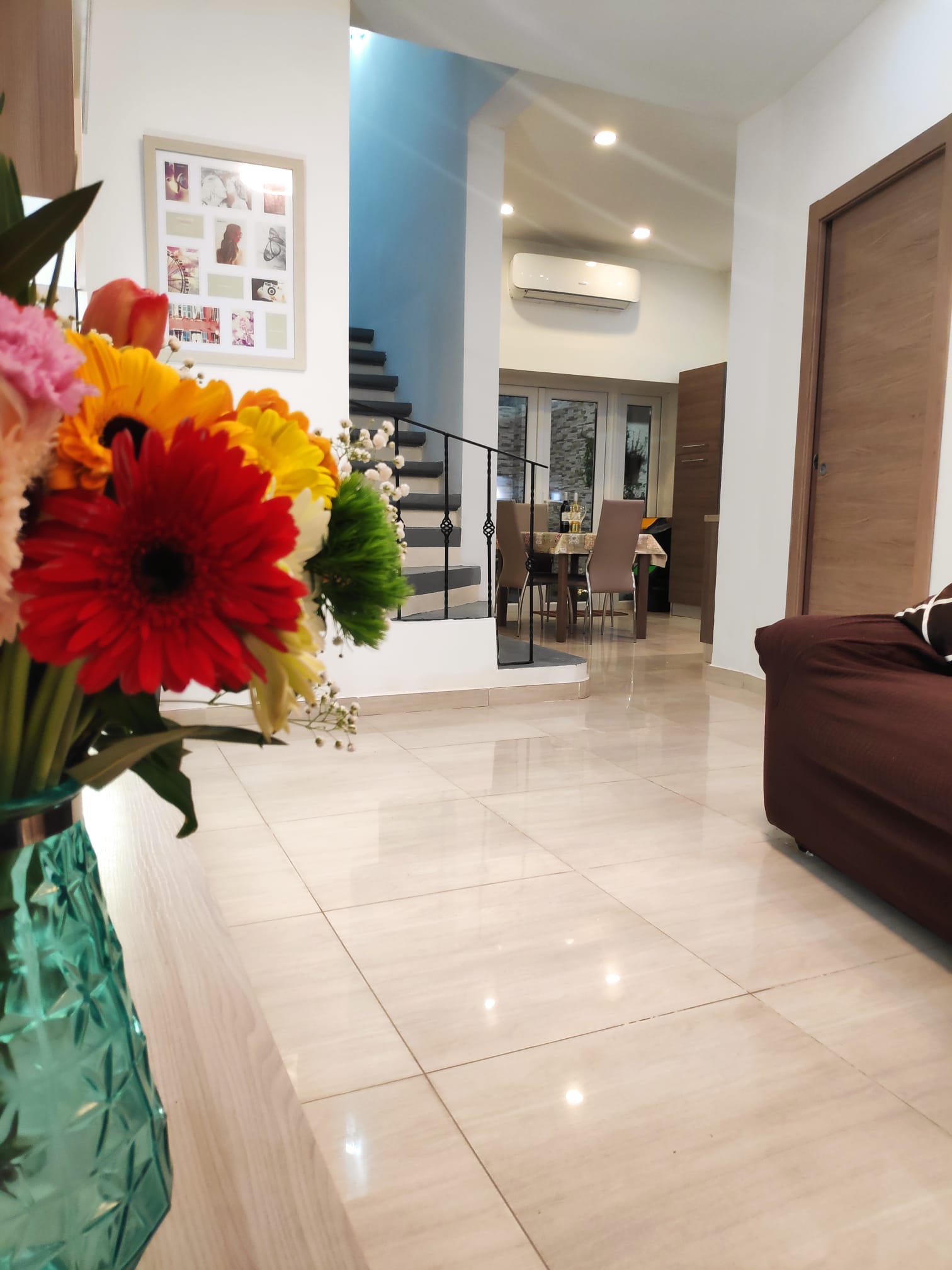 Cheerful 3 bedroom town house with garage  free parking inside or outside with back yard and roof