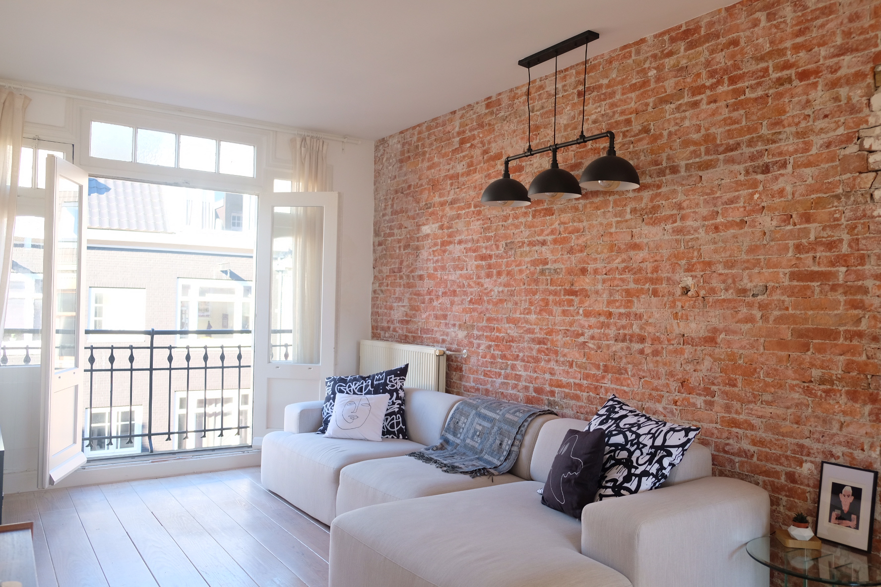 Bright apartment next to Amstel, 3 outdoor spaces — Amsterdam stay