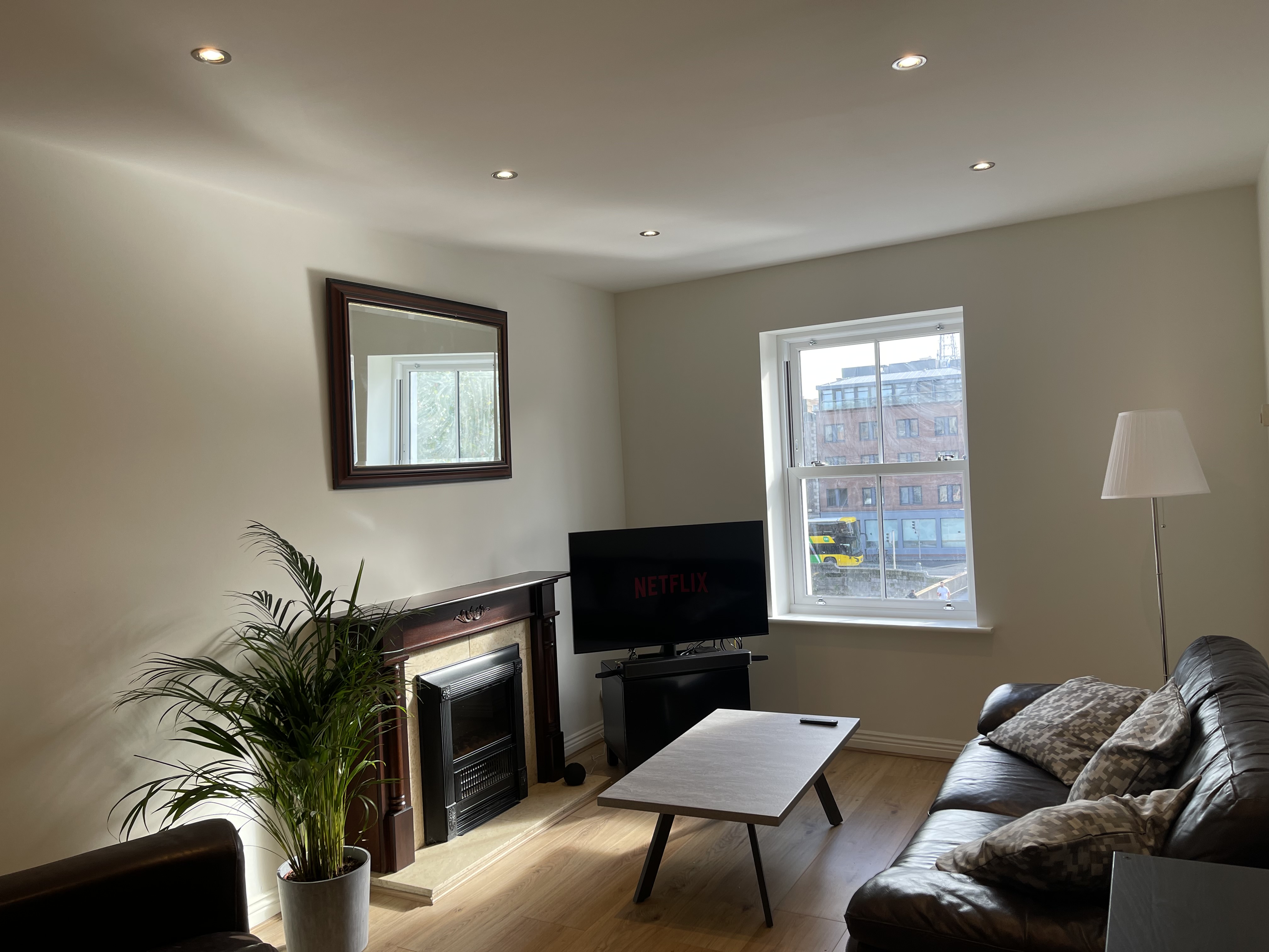 Lovely Two Bedroom Apartment on The Riverfront