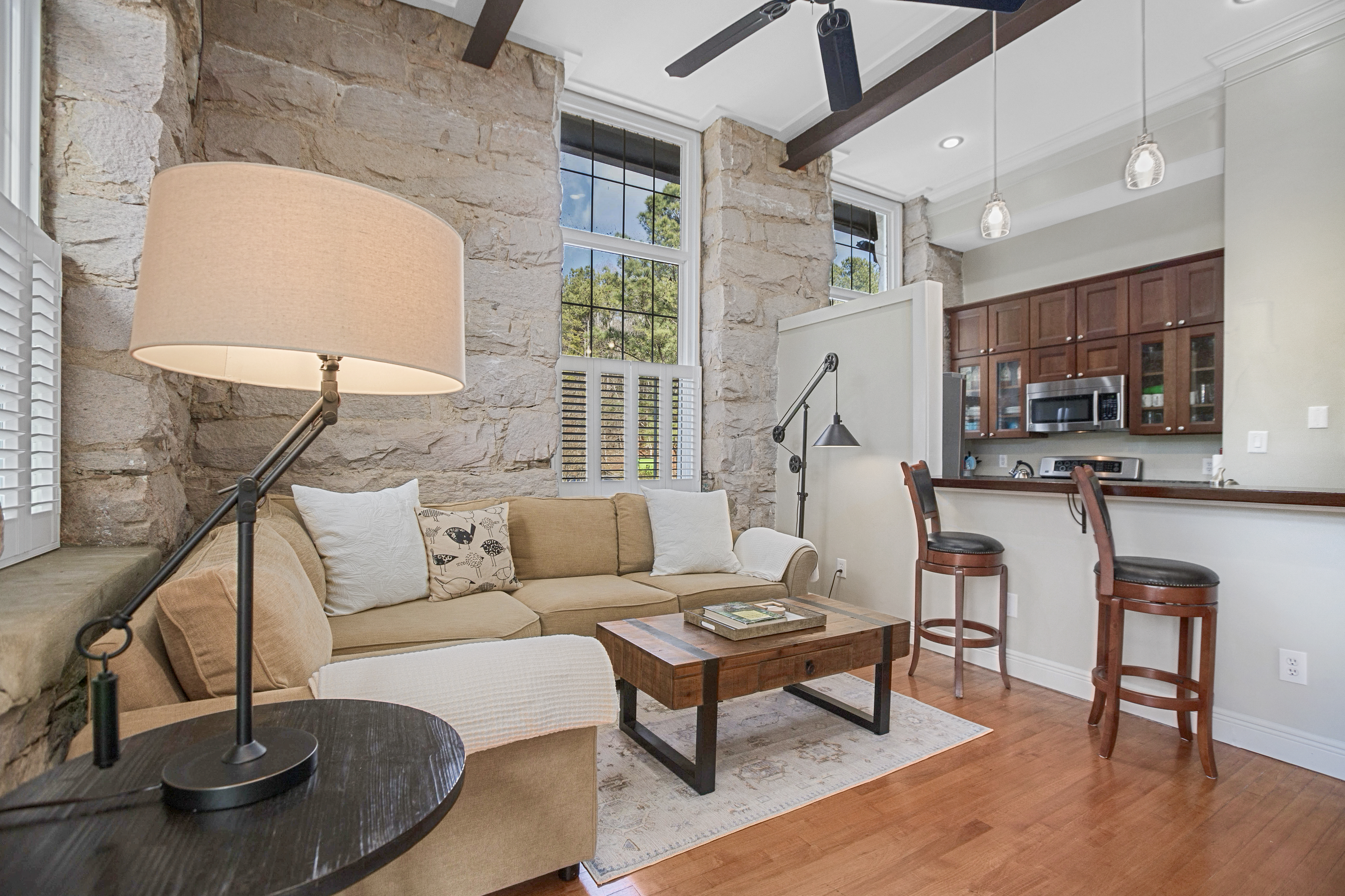 Modern 1 Bedroom in Historic Waterfront Building