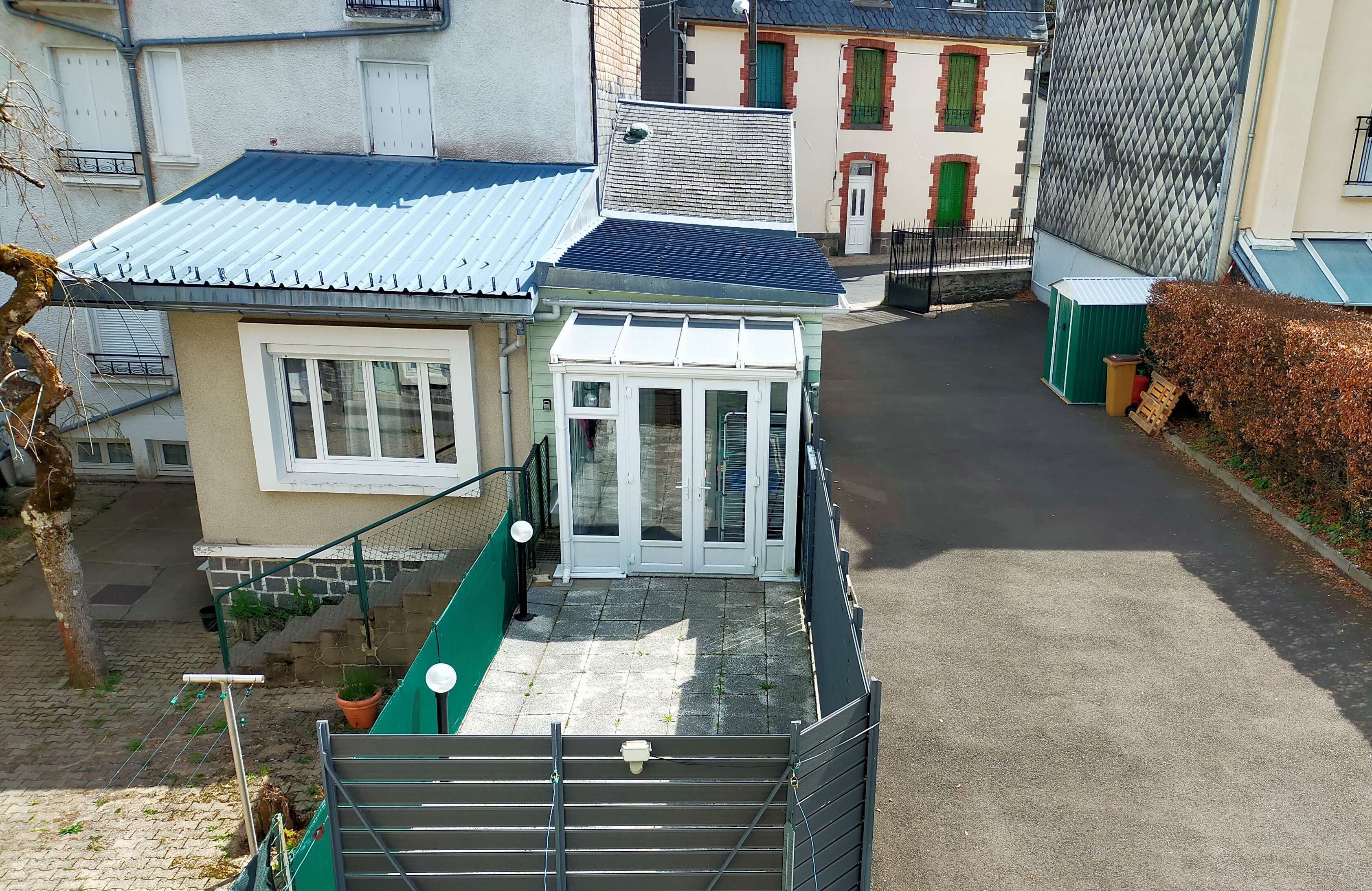 BEAUTIFUL 3-STAR APARTMENT WITH PRIVATE PARKING