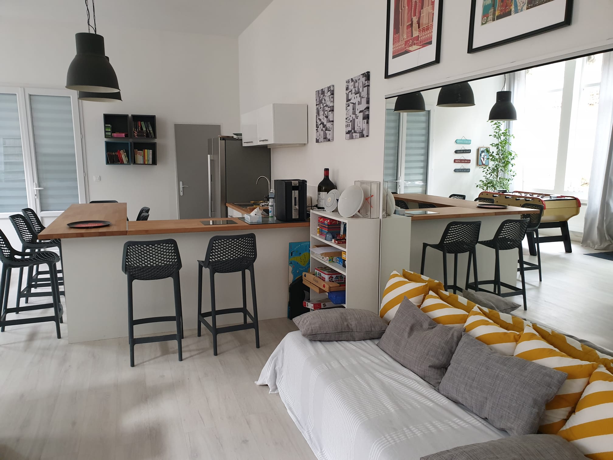 Nice suite in the heart of the city with free parking
