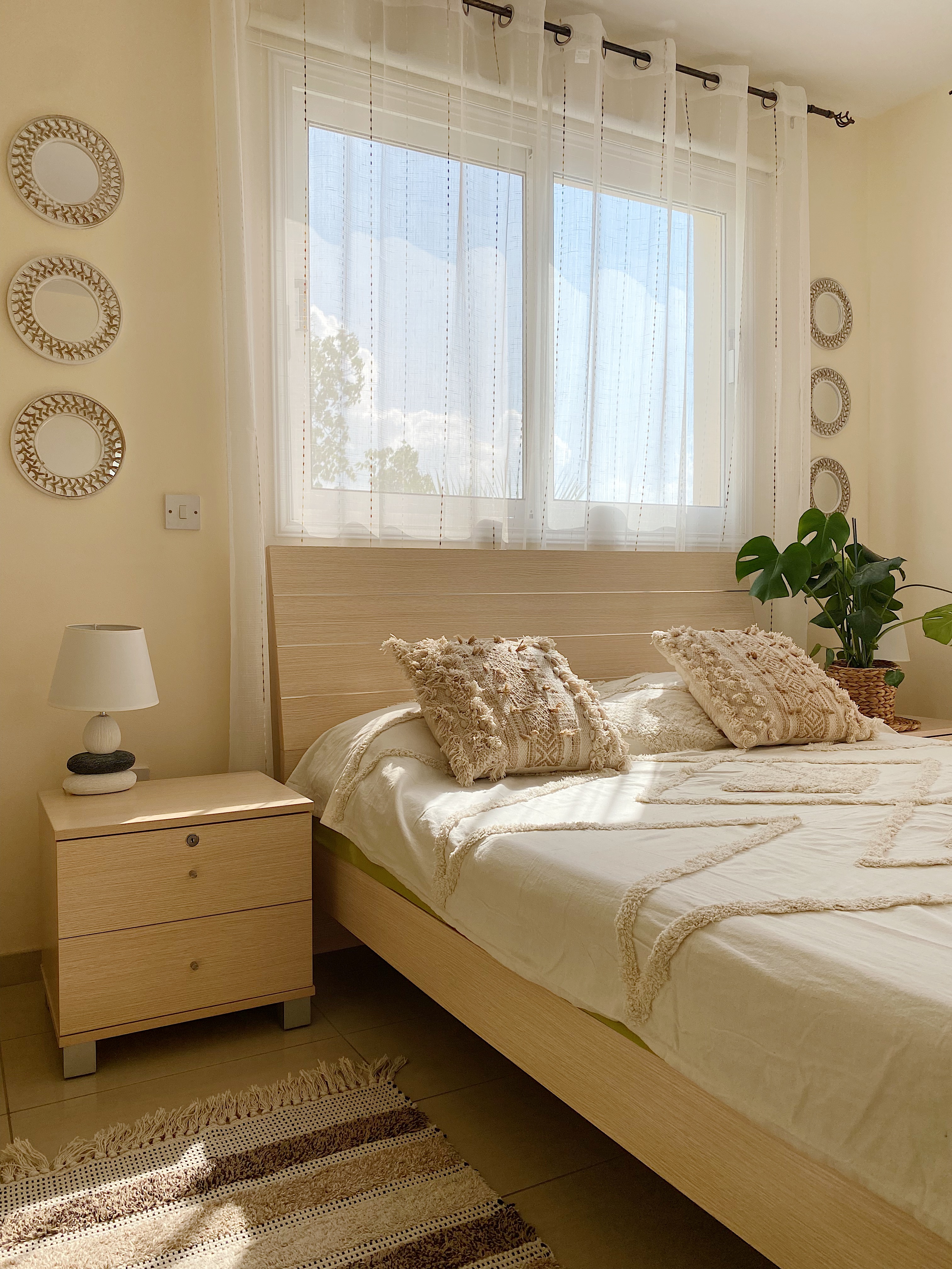 NISSI ELENA Garden View APT  FREE WIFI