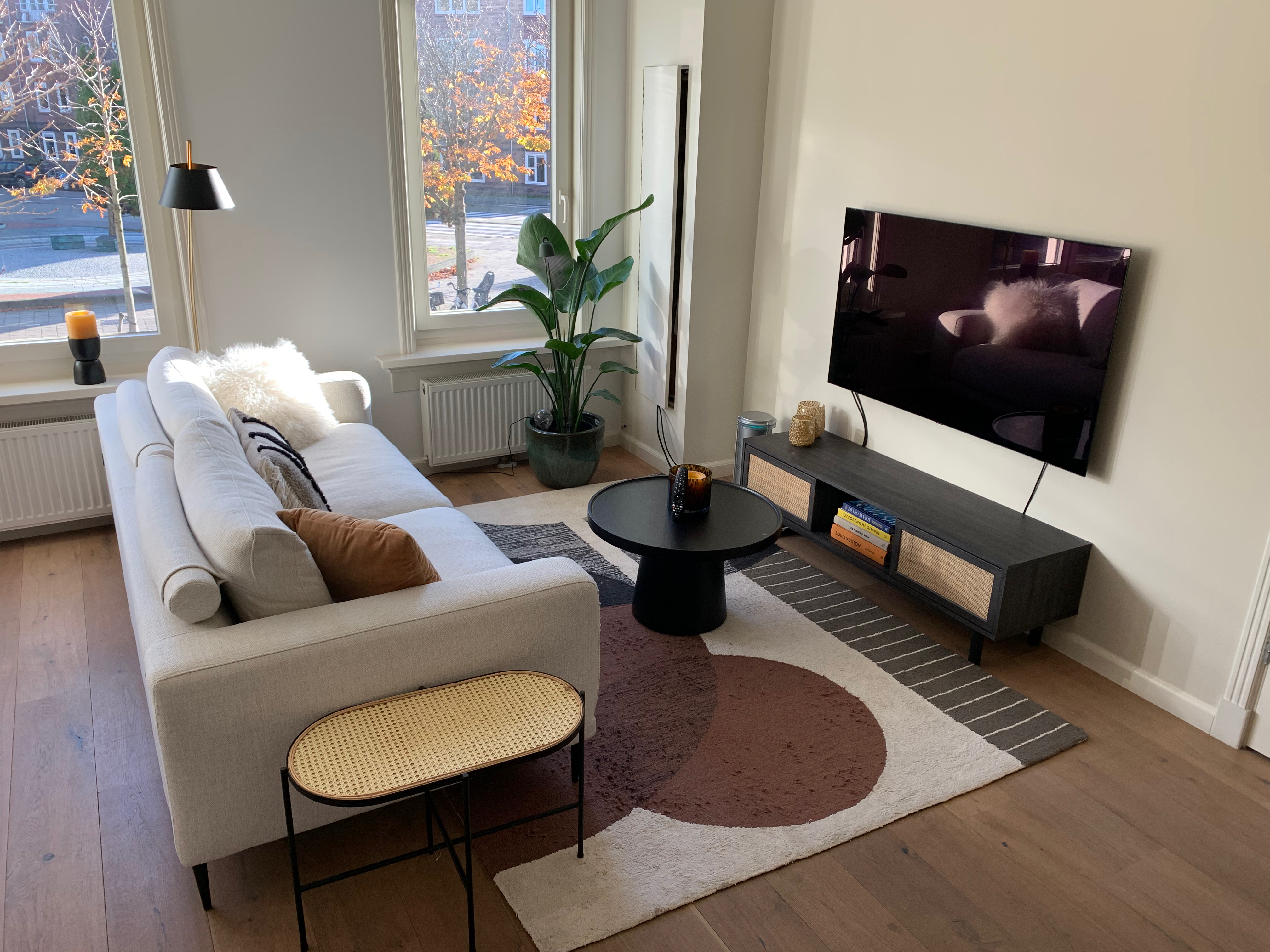 Modern appartement with balcony and new interior โ Amsterdam stay