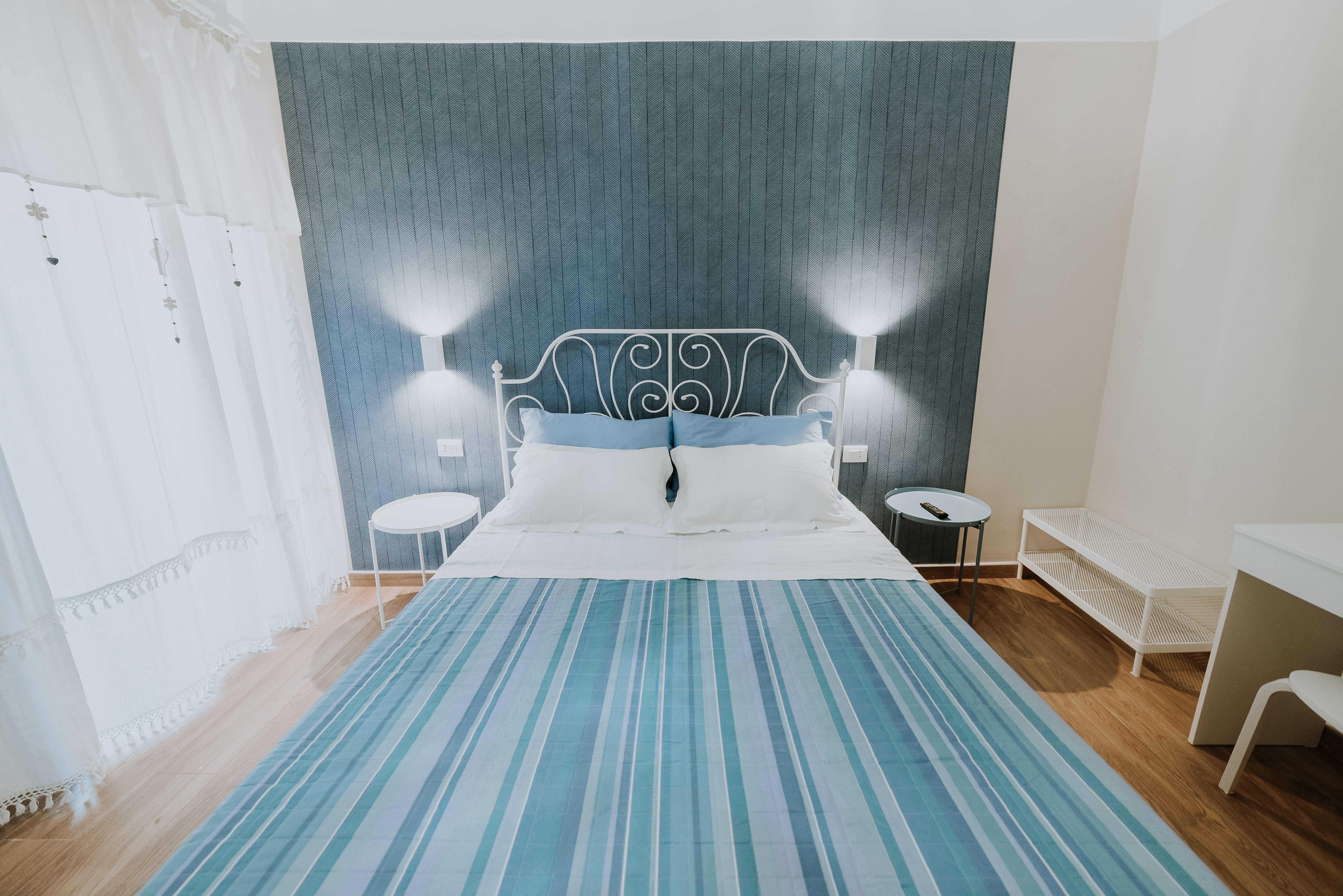 Double room with private bathroom and balcony