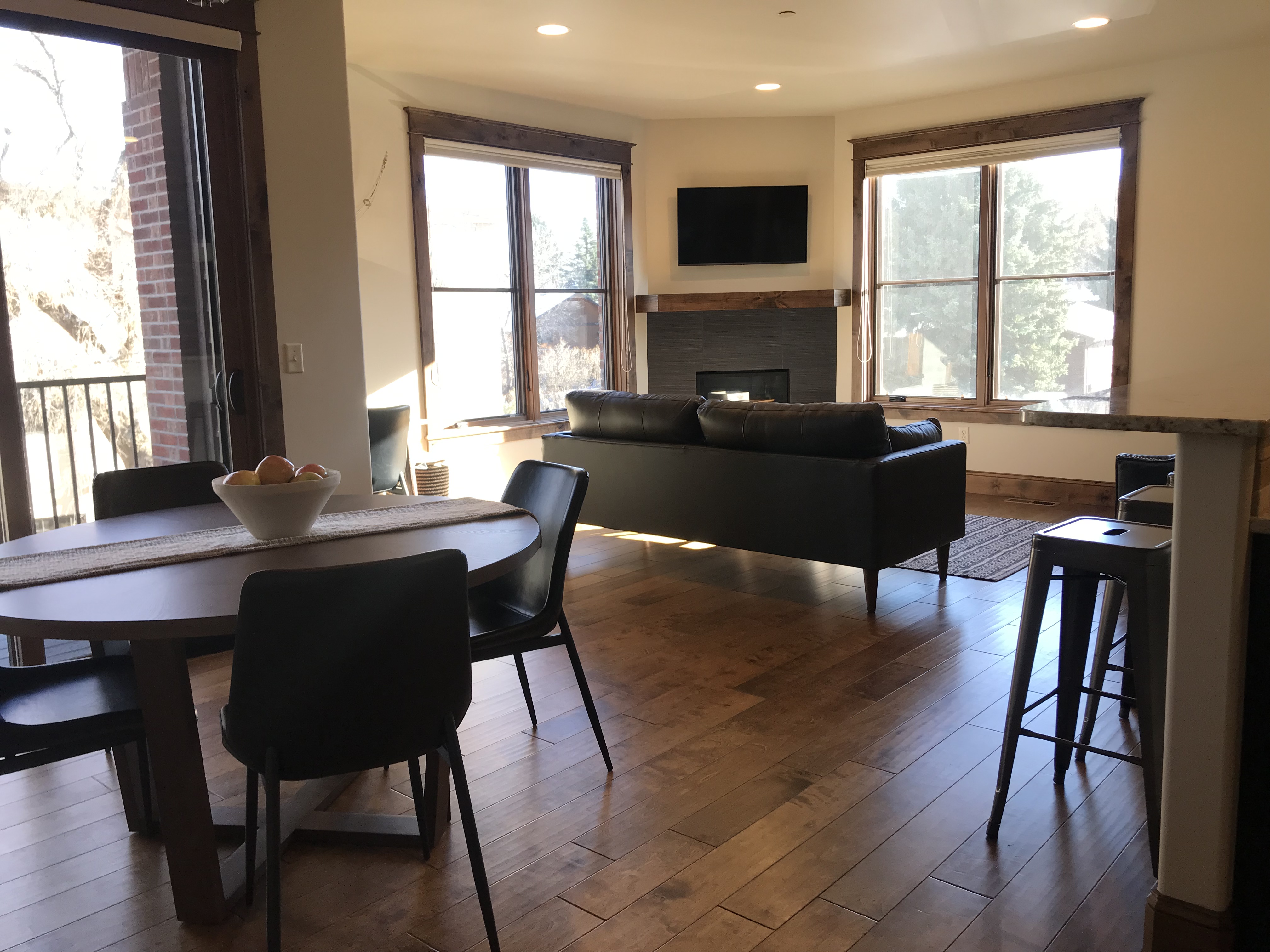 Downtown Cowboy Condo on Main in Bozeman, Bozeman