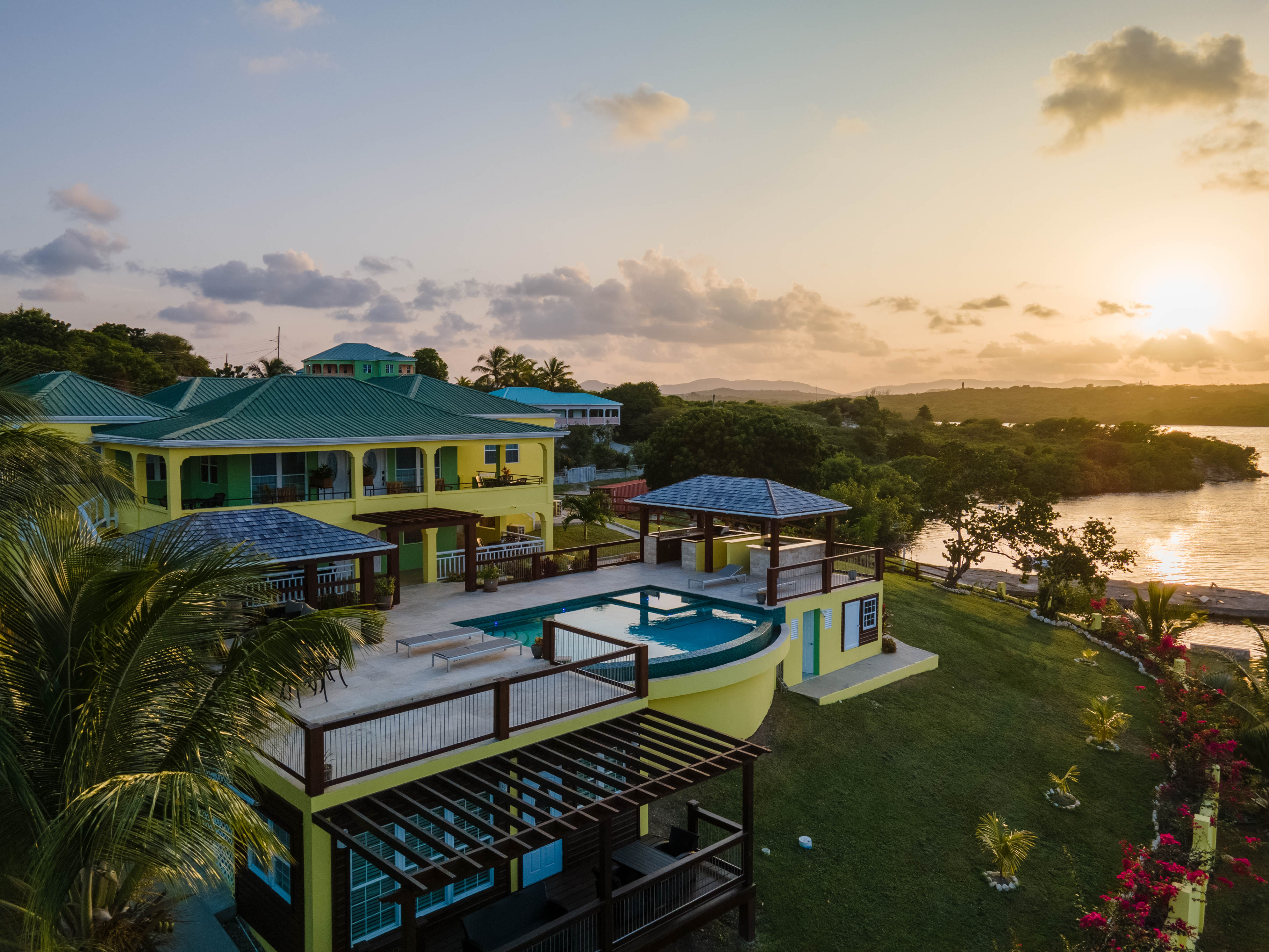 SeaClusive  Antigua-Barbuda @ Seatons: Unit B