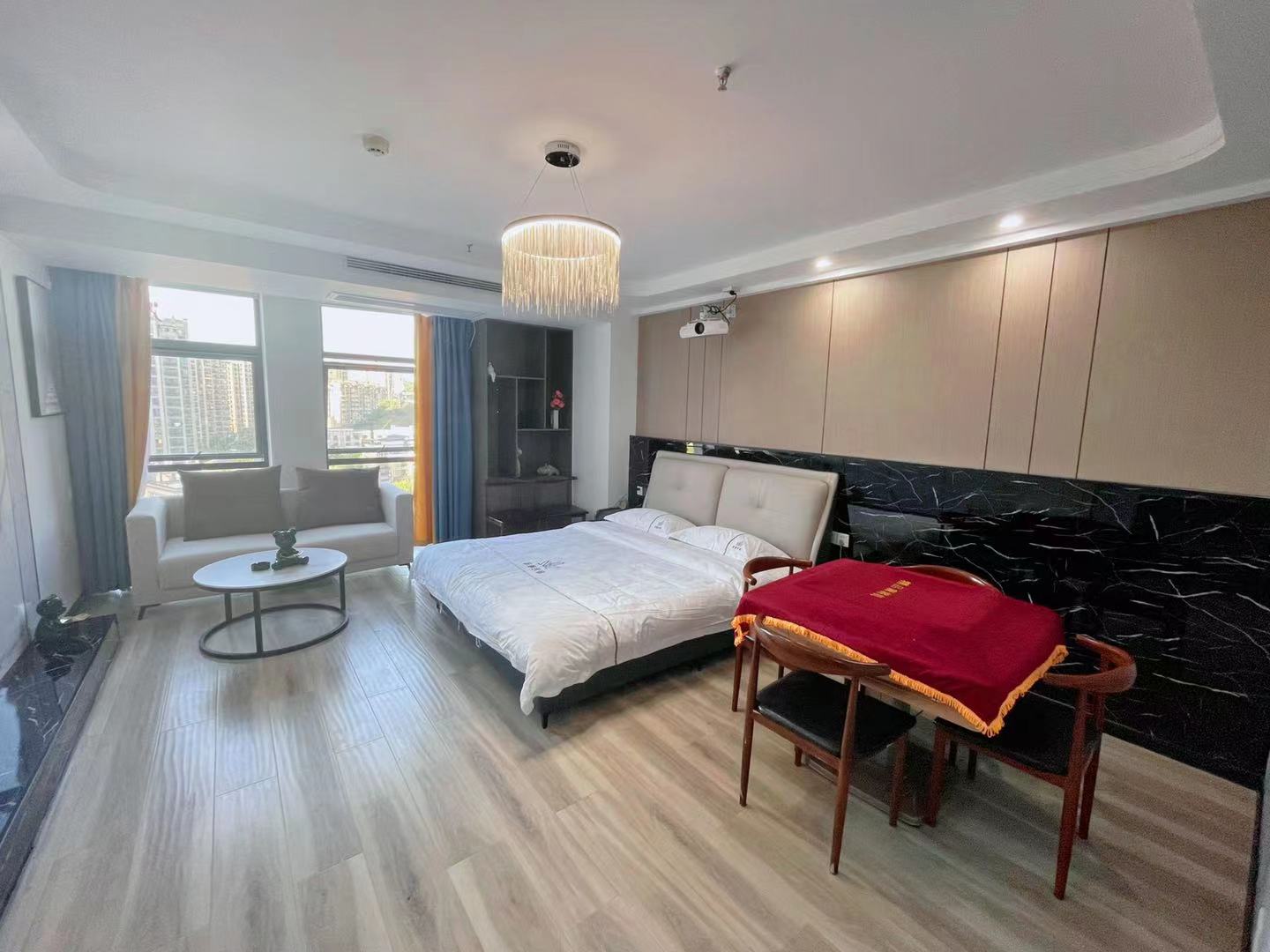[Lingfeng Homestay] Schweres Gebäude MahjongZimmer