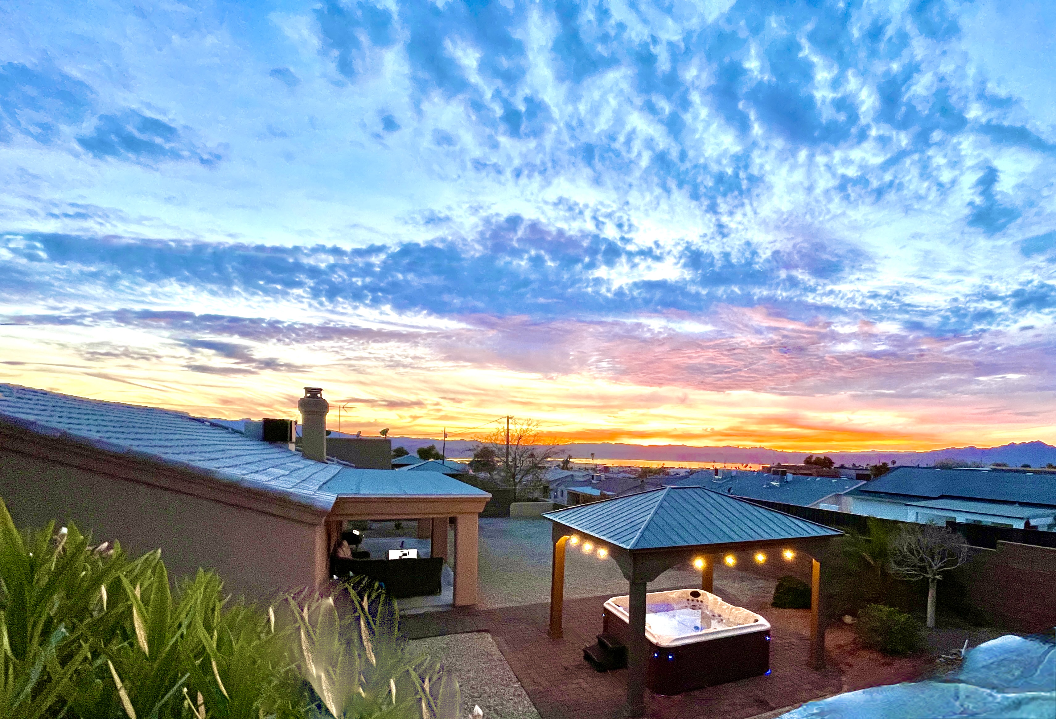 Wknd@Bernies-New Game Room, Water Views, Hot Tub