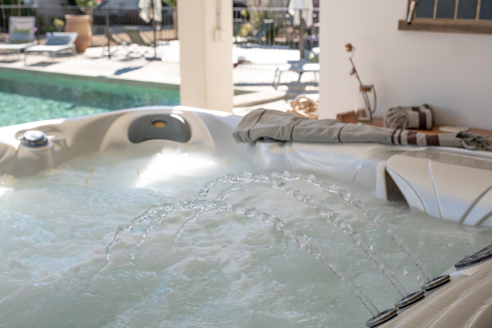 Mas Papabiou - Gîte Grand Calan + spa - Eygalières