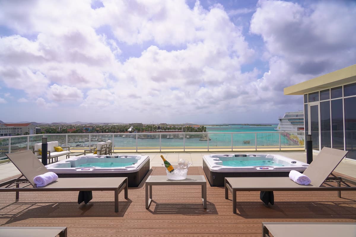 Sunset Lovers Condo